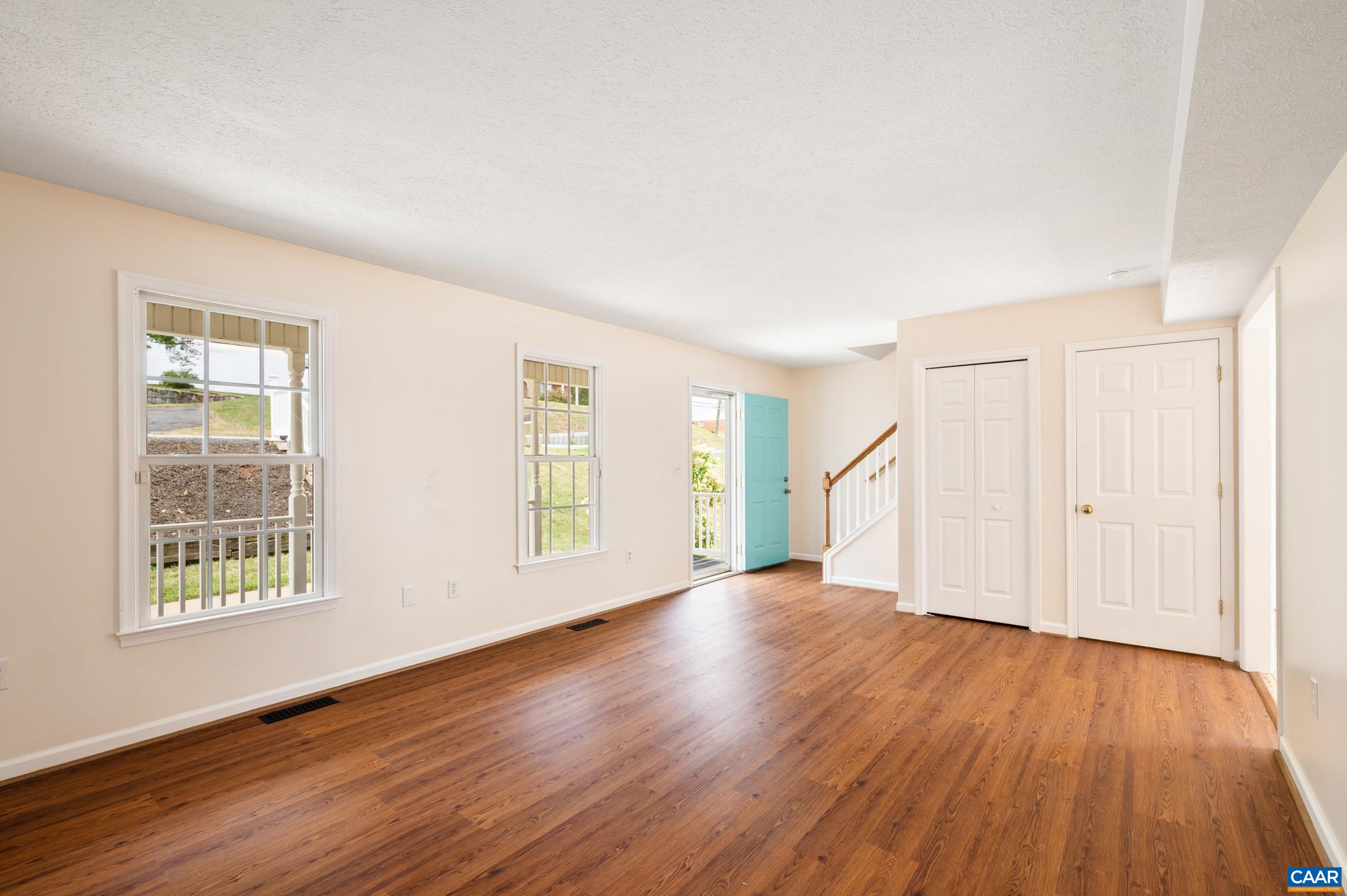631 ESSEX DR, STAUNTON, Virginia 24401, 3 Bedrooms Bedrooms, ,2 BathroomsBathrooms,Residential,631 ESSEX DR,680676 MLS # 680676 631 ESSEX DR, STAUNTON, Virginia 24401, 3 Bedrooms Bedrooms, ,2 BathroomsBathrooms,Residential,631 ESSEX DR,680676 MLS # 680676
