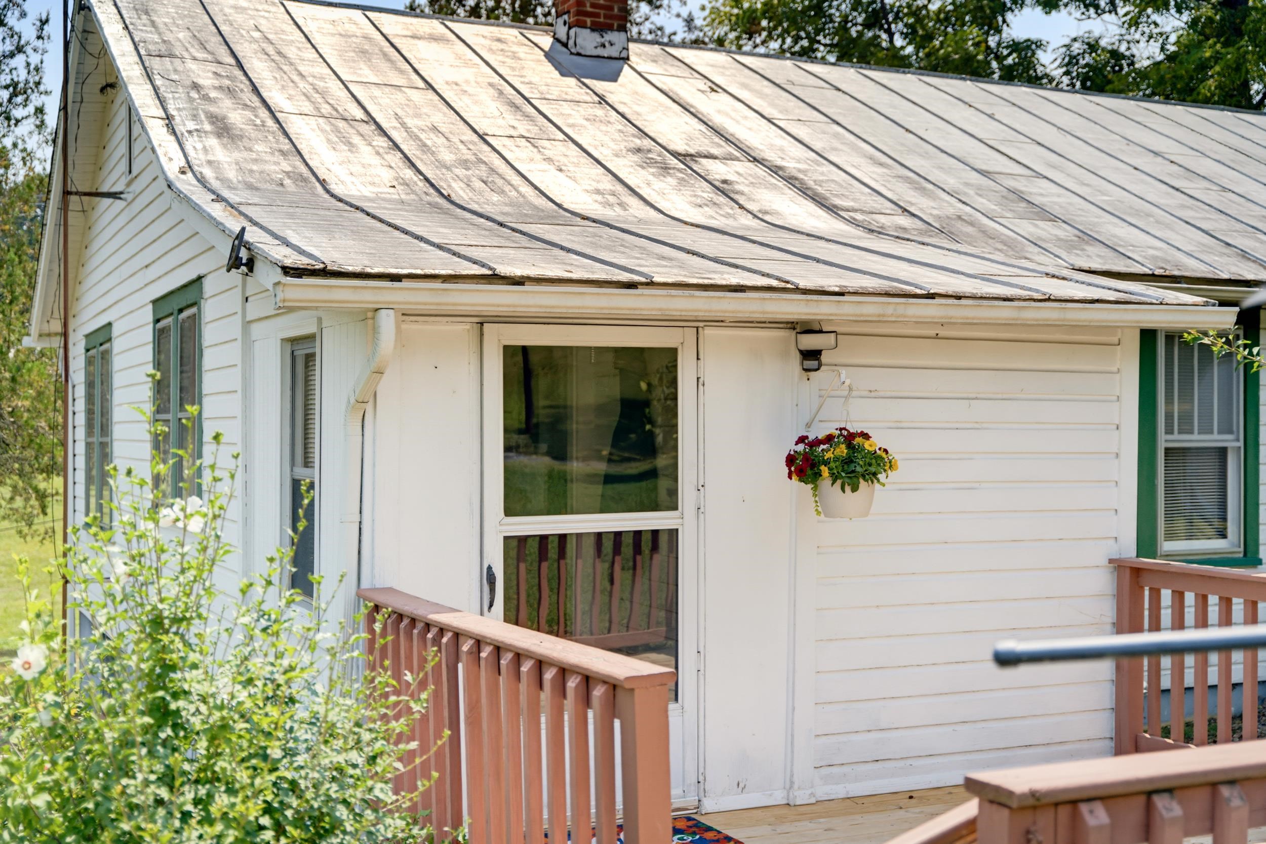 17 COUNTRY BOY LN, STAUNTON, Virginia 24401, 3 Bedrooms Bedrooms, ,1 BathroomBathrooms,Residential,17 COUNTRY BOY LN,680685 MLS # 680685