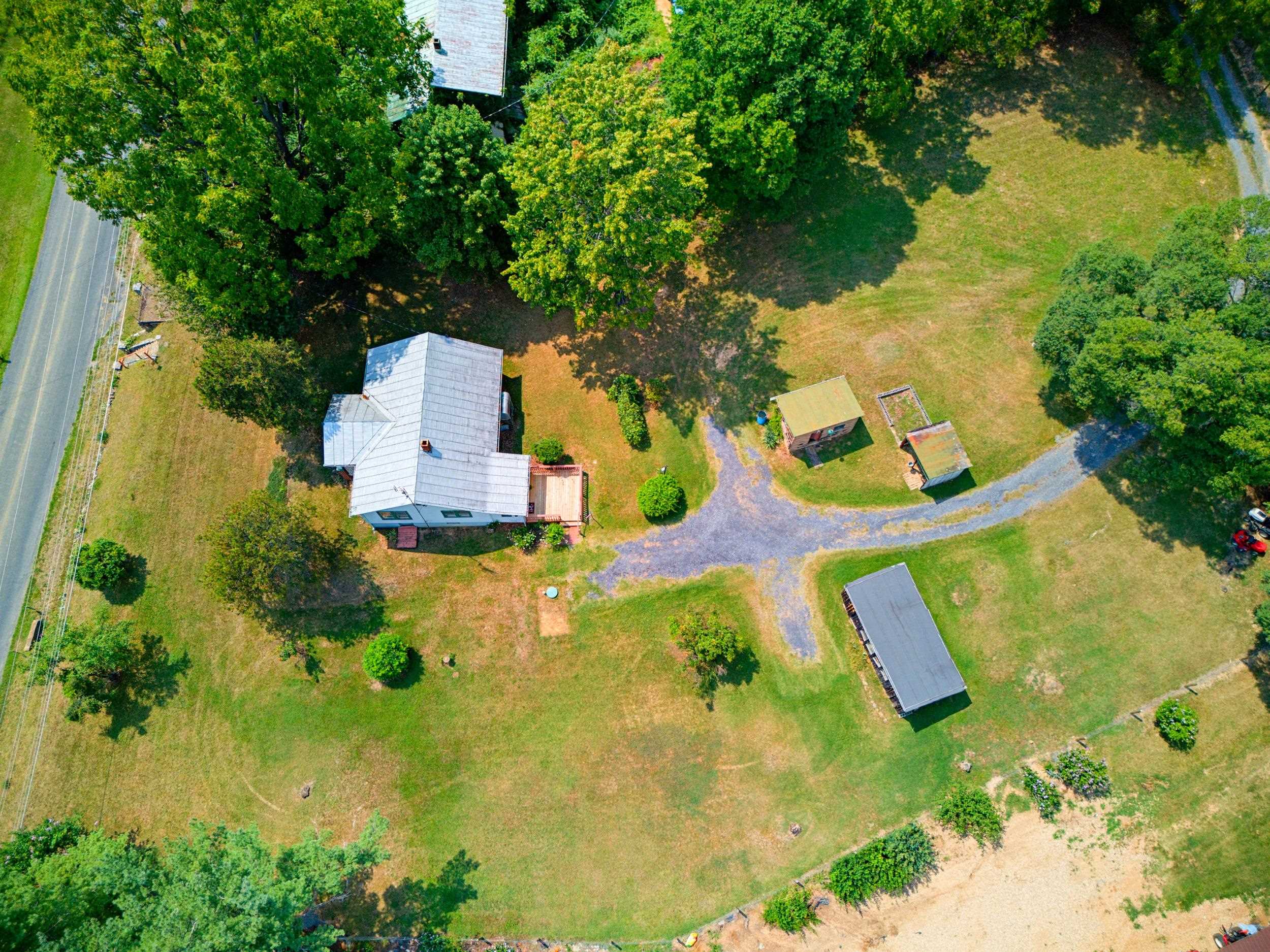 17 COUNTRY BOY LN, STAUNTON, Virginia 24401, 3 Bedrooms Bedrooms, ,1 BathroomBathrooms,Residential,17 COUNTRY BOY LN,680685 MLS # 680685