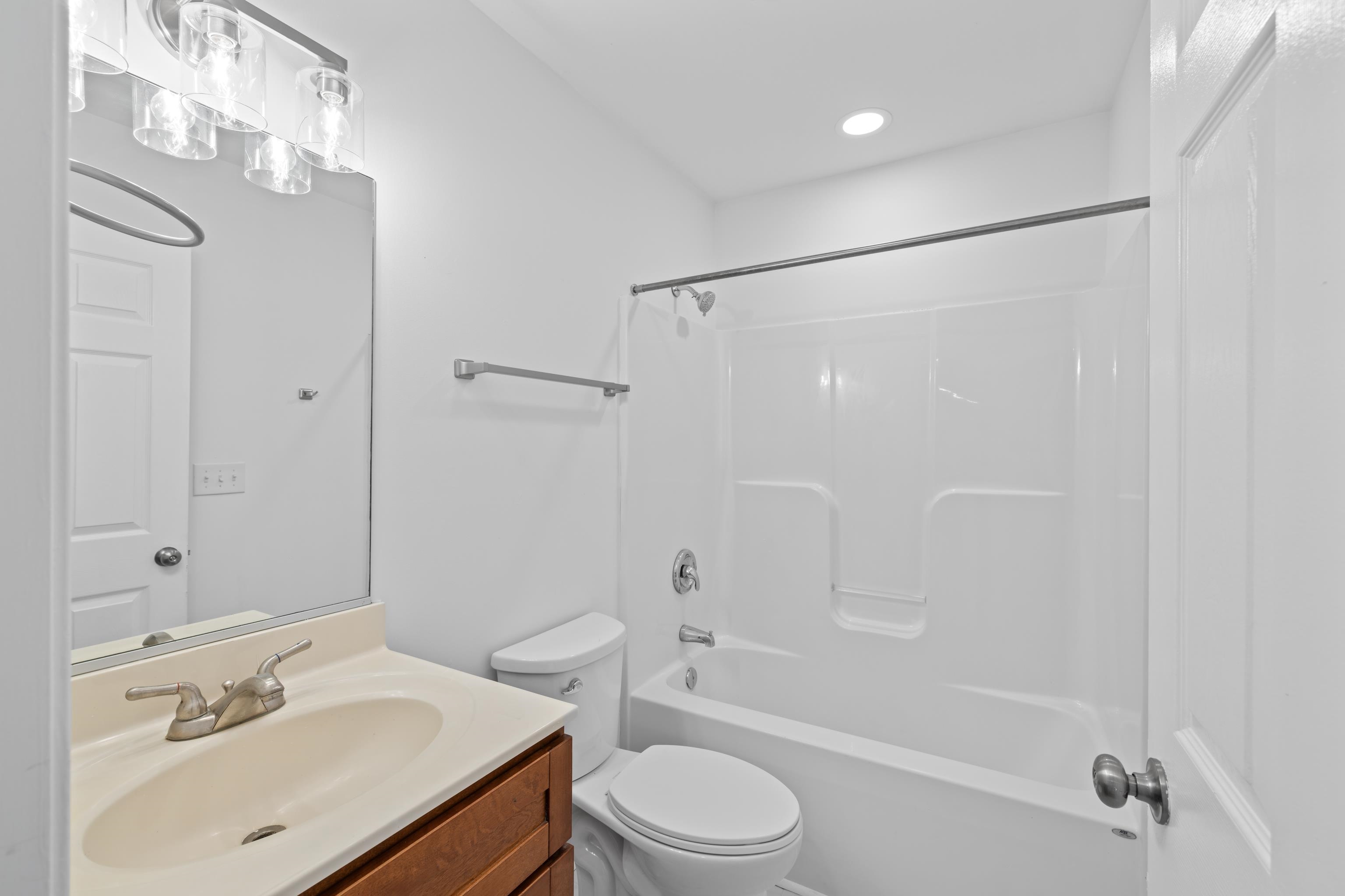 91 LOFTY CIR, STUARTS DRAFT, Virginia 24477, 5 Bedrooms Bedrooms, ,3 BathroomsBathrooms,Residential,91 LOFTY CIR,680691 MLS # 680691