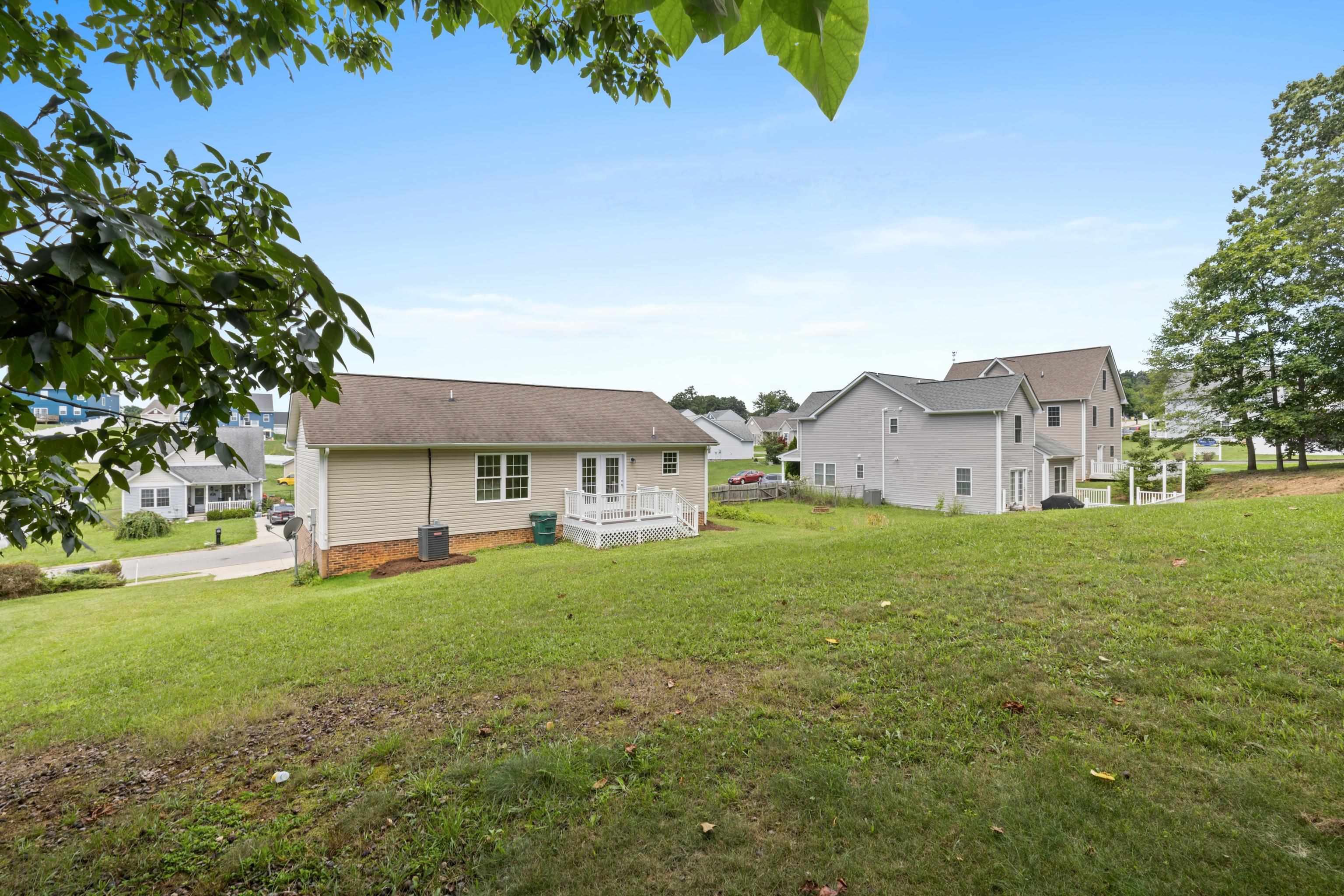91 LOFTY CIR, STUARTS DRAFT, Virginia 24477, 5 Bedrooms Bedrooms, ,3 BathroomsBathrooms,Residential,91 LOFTY CIR,680691 MLS # 680691