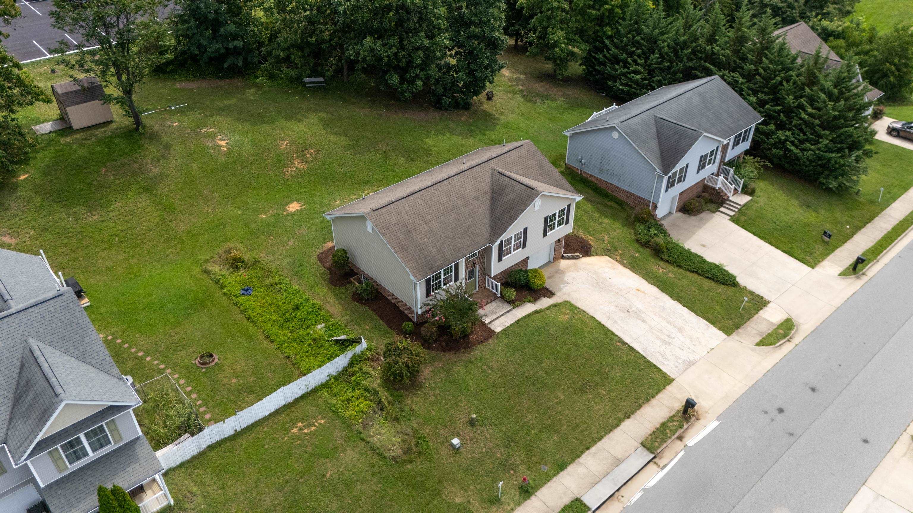 91 LOFTY CIR, STUARTS DRAFT, Virginia 24477, 5 Bedrooms Bedrooms, ,3 BathroomsBathrooms,Residential,91 LOFTY CIR,680691 MLS # 680691