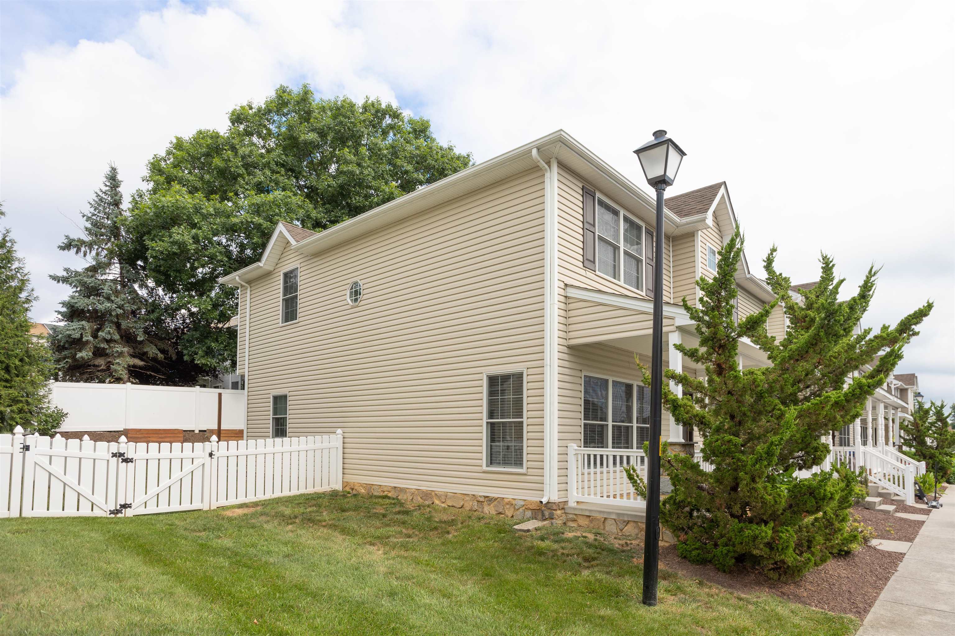 1282 SETTLERS LN, HARRISONBURG, Virginia 22802, 3 Bedrooms Bedrooms, ,2 BathroomsBathrooms,Residential,1282 SETTLERS LN,680695 MLS # 680695