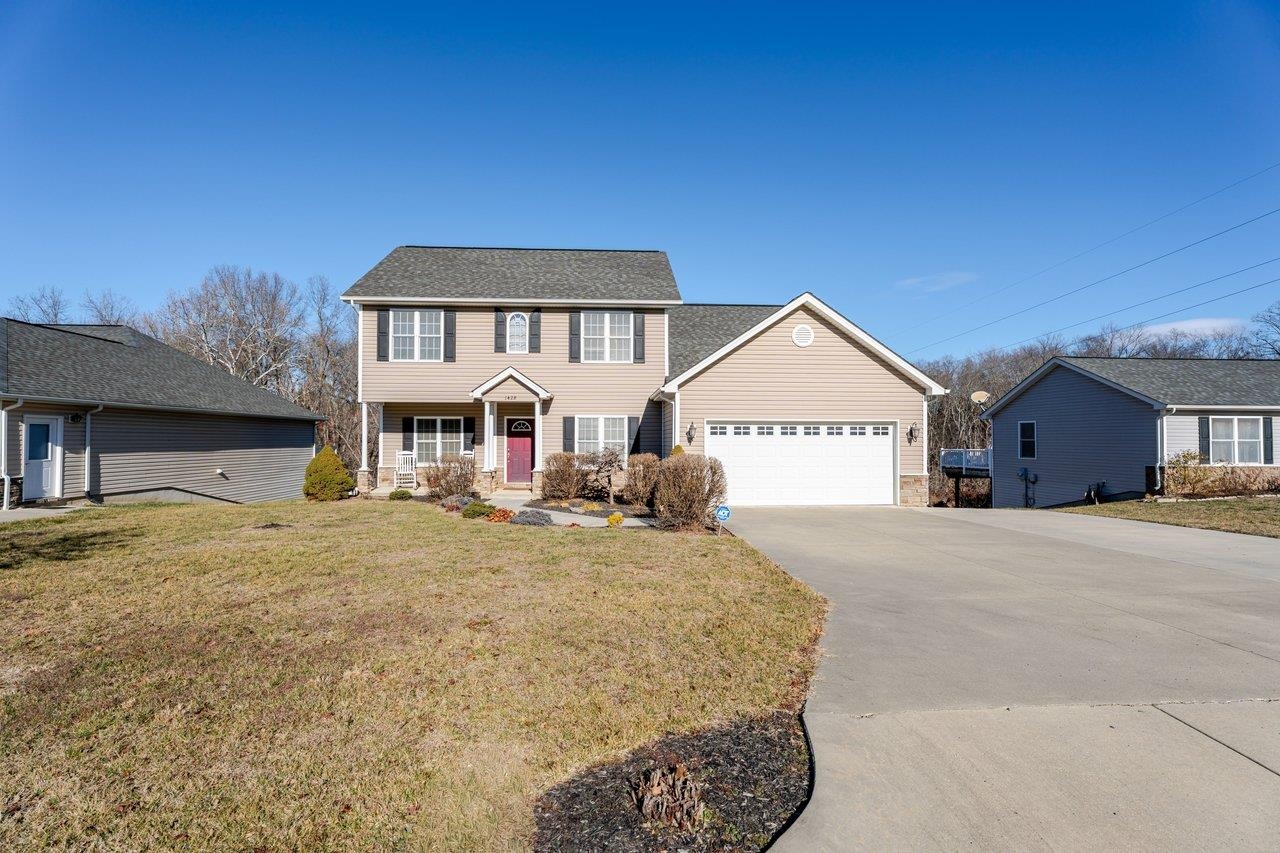 1428 MANDOLIN AVE, GROTTOES, Virginia 24441, 3 Bedrooms Bedrooms, ,2 BathroomsBathrooms,Residential,1428 MANDOLIN AVE,672504 MLS # 672504 1428 MANDOLIN AVE, GROTTOES, Virginia 24441, 3 Bedrooms Bedrooms, ,2 BathroomsBathrooms,Residential,1428 MANDOLIN AVE,672504 MLS # 672504