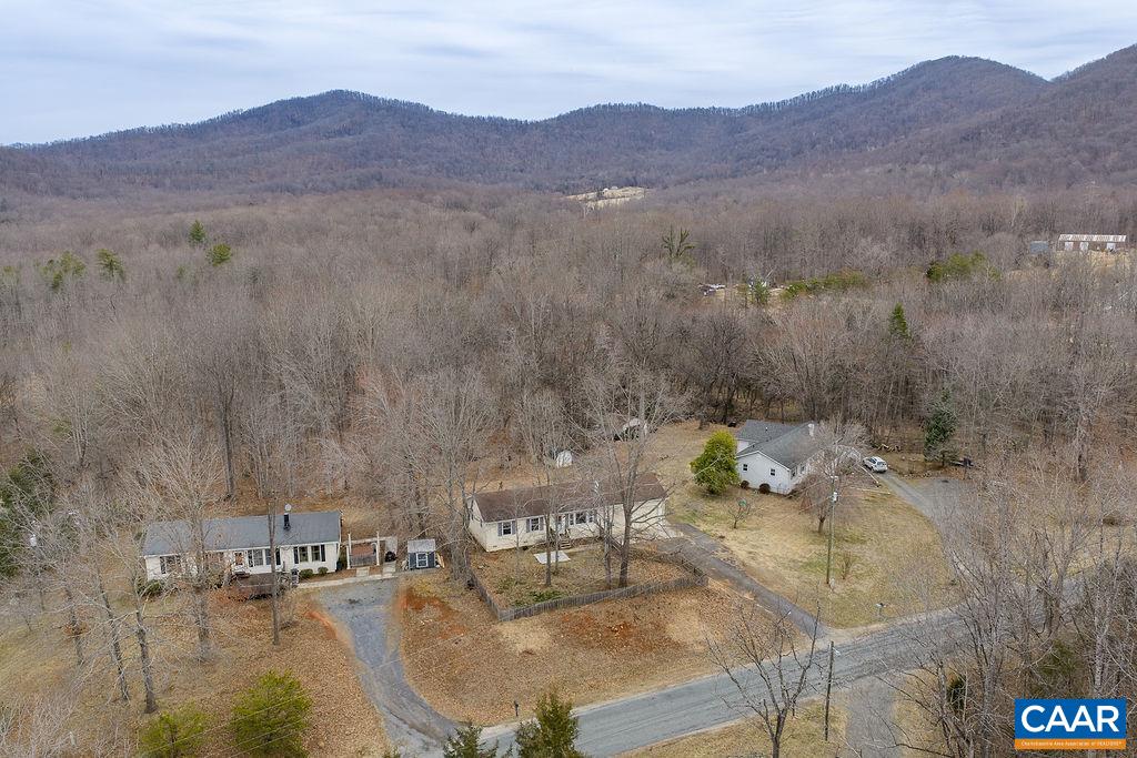 112 PINES LN, SHIPMAN, Virginia 22971, 3 Bedrooms Bedrooms, ,1 BathroomBathrooms,Residential,112 PINES LN,679668 MLS # 679668 112 PINES LN, SHIPMAN, Virginia 22971, 3 Bedrooms Bedrooms, ,1 BathroomBathrooms,Residential,112 PINES LN,679668 MLS # 679668