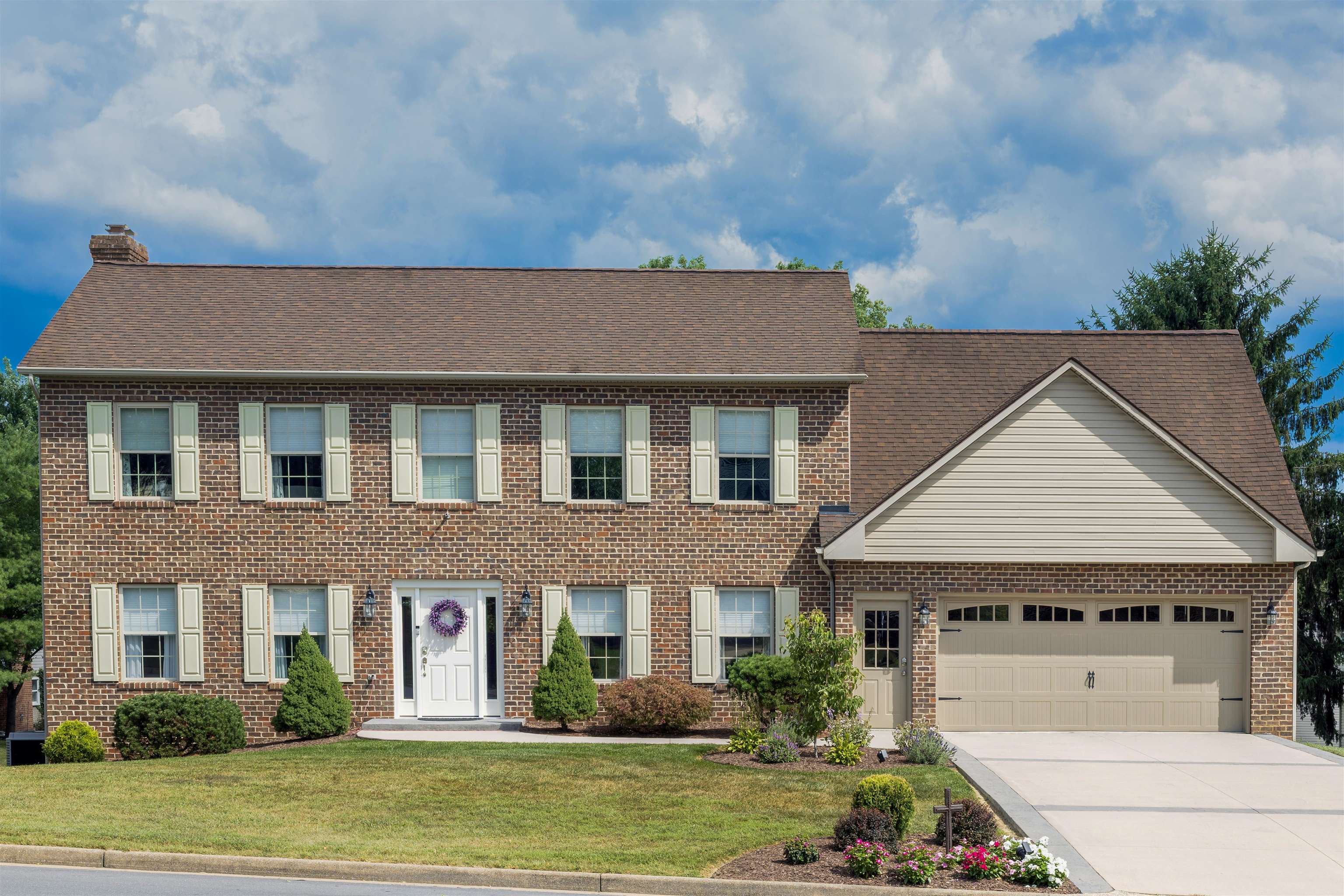 105 AMBER LN, BRIDGEWATER, Virginia 22812, 4 Bedrooms Bedrooms, ,3 BathroomsBathrooms,Residential,105 AMBER LN,680541 MLS # 680541