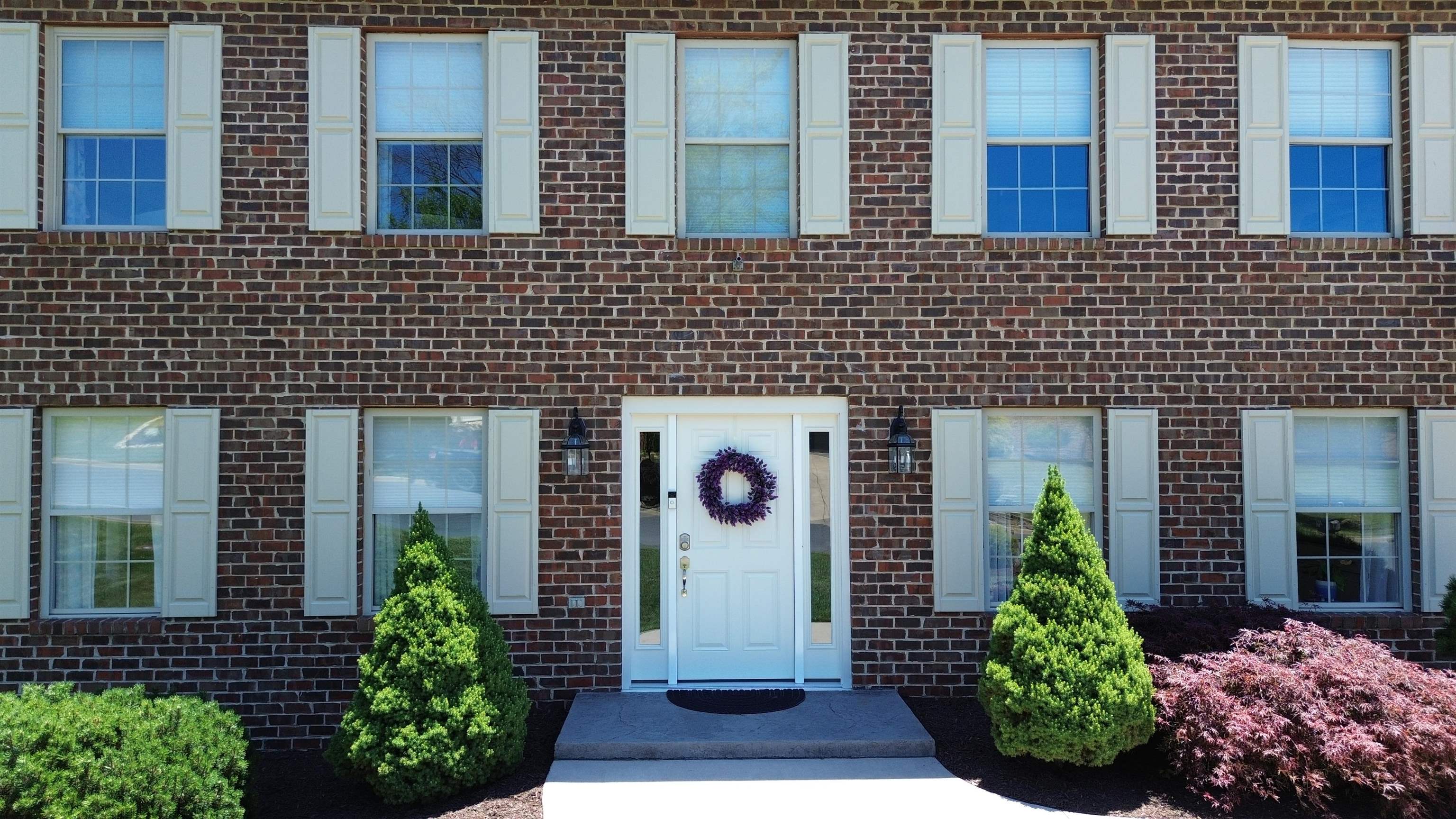 105 AMBER LN, BRIDGEWATER, Virginia 22812, 4 Bedrooms Bedrooms, ,3 BathroomsBathrooms,Residential,105 AMBER LN,680541 MLS # 680541