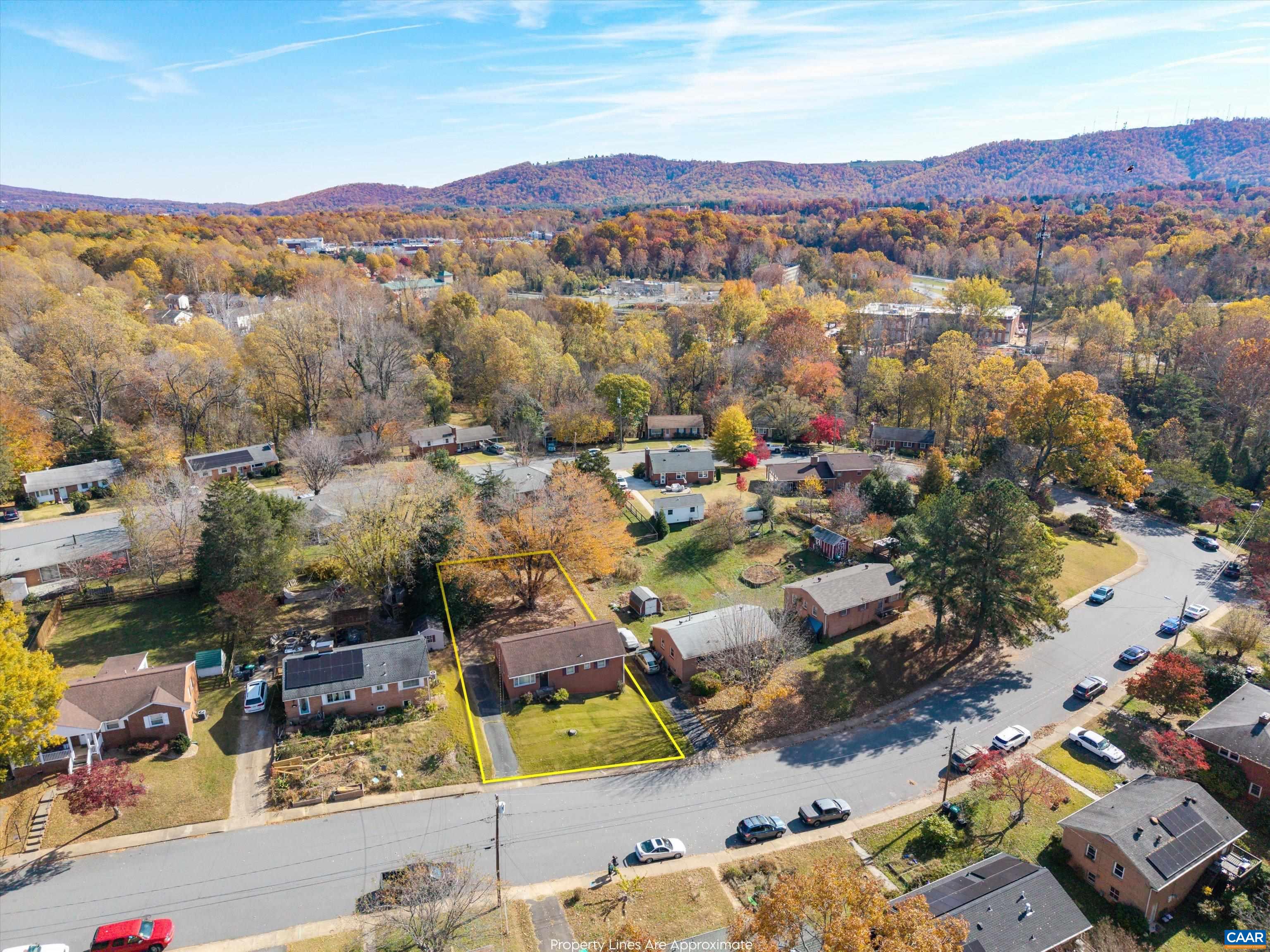 331 CAMELLIA DR, CHARLOTTESVILLE, Virginia 22903, 3 Bedrooms Bedrooms, ,1 BathroomBathrooms,Residential,331 CAMELLIA DR,680629 MLS # 680629 331 CAMELLIA DR, CHARLOTTESVILLE, Virginia 22903, 3 Bedrooms Bedrooms, ,1 BathroomBathrooms,Residential,331 CAMELLIA DR,680629 MLS # 680629
