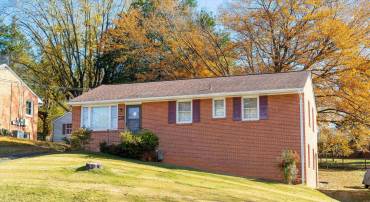 331 CAMELLIA DR, CHARLOTTESVILLE, Virginia 22903, 3 Bedrooms Bedrooms, ,1 BathroomBathrooms,Residential,331 CAMELLIA DR,680629 MLS # 680629