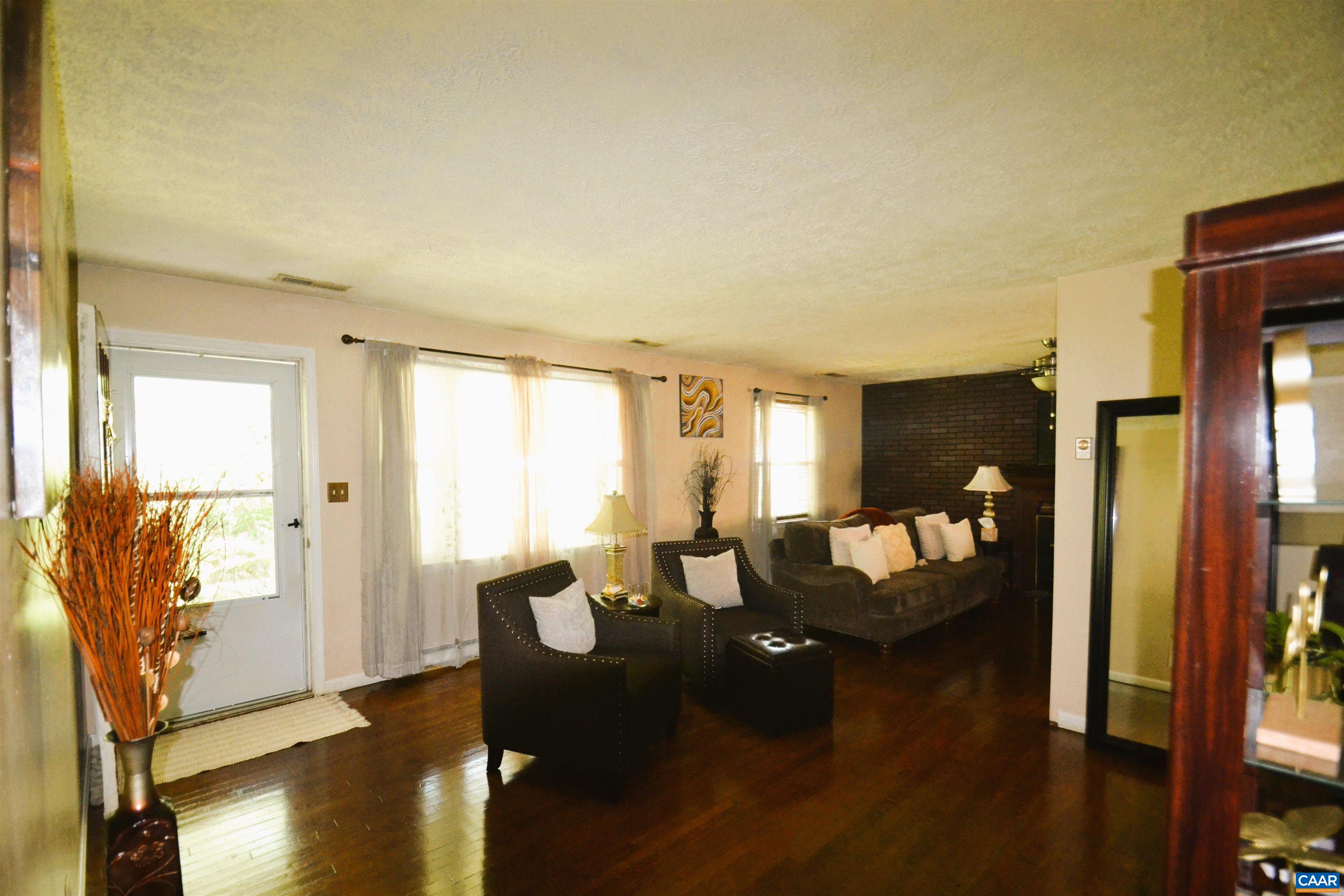 364 WHITETHORN CT, RUCKERSVILLE, Virginia 22968, 3 Bedrooms Bedrooms, ,1 BathroomBathrooms,Residential,364 WHITETHORN CT,680697 MLS # 680697 364 WHITETHORN CT, RUCKERSVILLE, Virginia 22968, 3 Bedrooms Bedrooms, ,1 BathroomBathrooms,Residential,364 WHITETHORN CT,680697 MLS # 680697