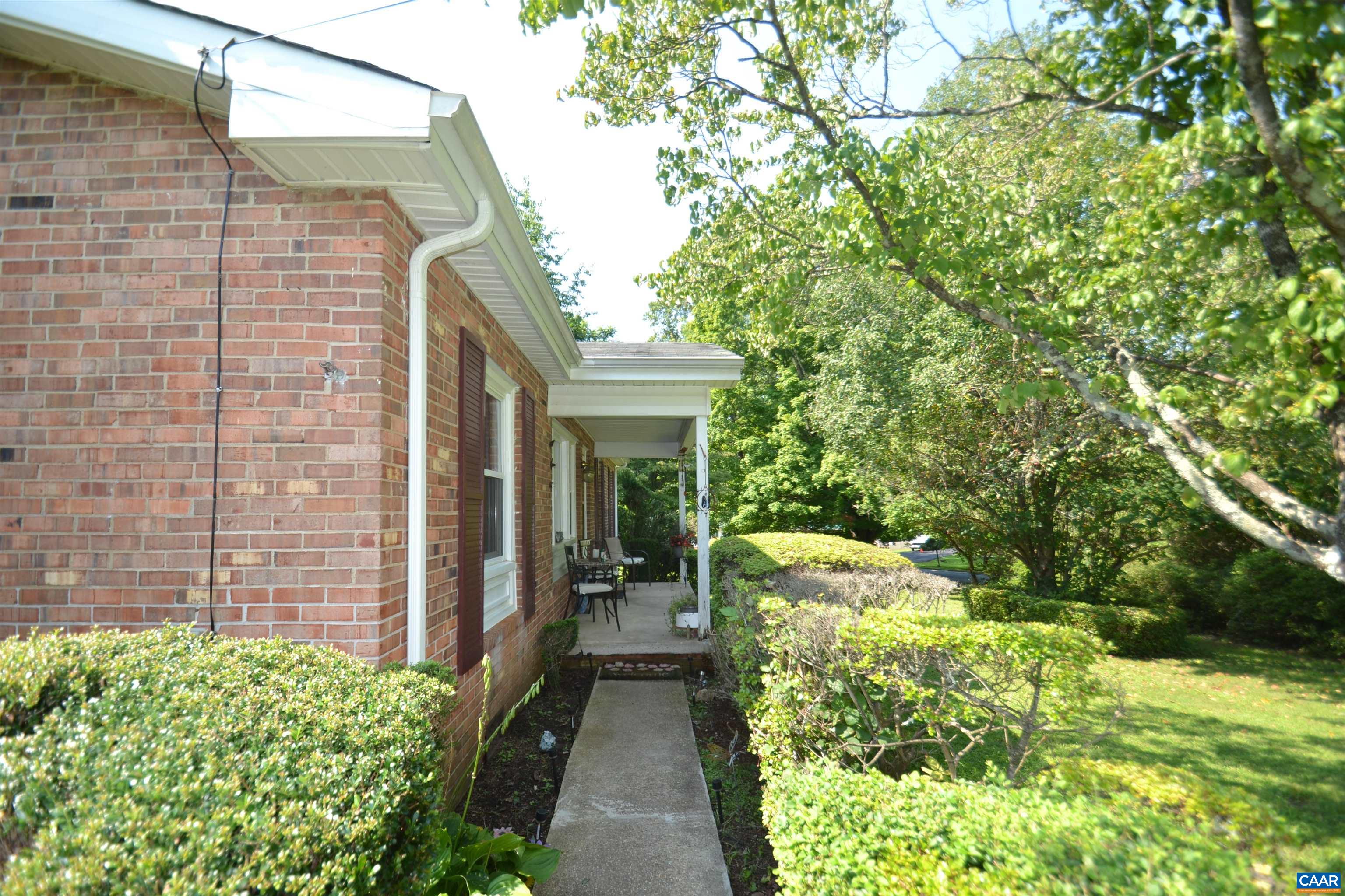 364 WHITETHORN CT, RUCKERSVILLE, Virginia 22968, 3 Bedrooms Bedrooms, ,1 BathroomBathrooms,Residential,364 WHITETHORN CT,680697 MLS # 680697 364 WHITETHORN CT, RUCKERSVILLE, Virginia 22968, 3 Bedrooms Bedrooms, ,1 BathroomBathrooms,Residential,364 WHITETHORN CT,680697 MLS # 680697