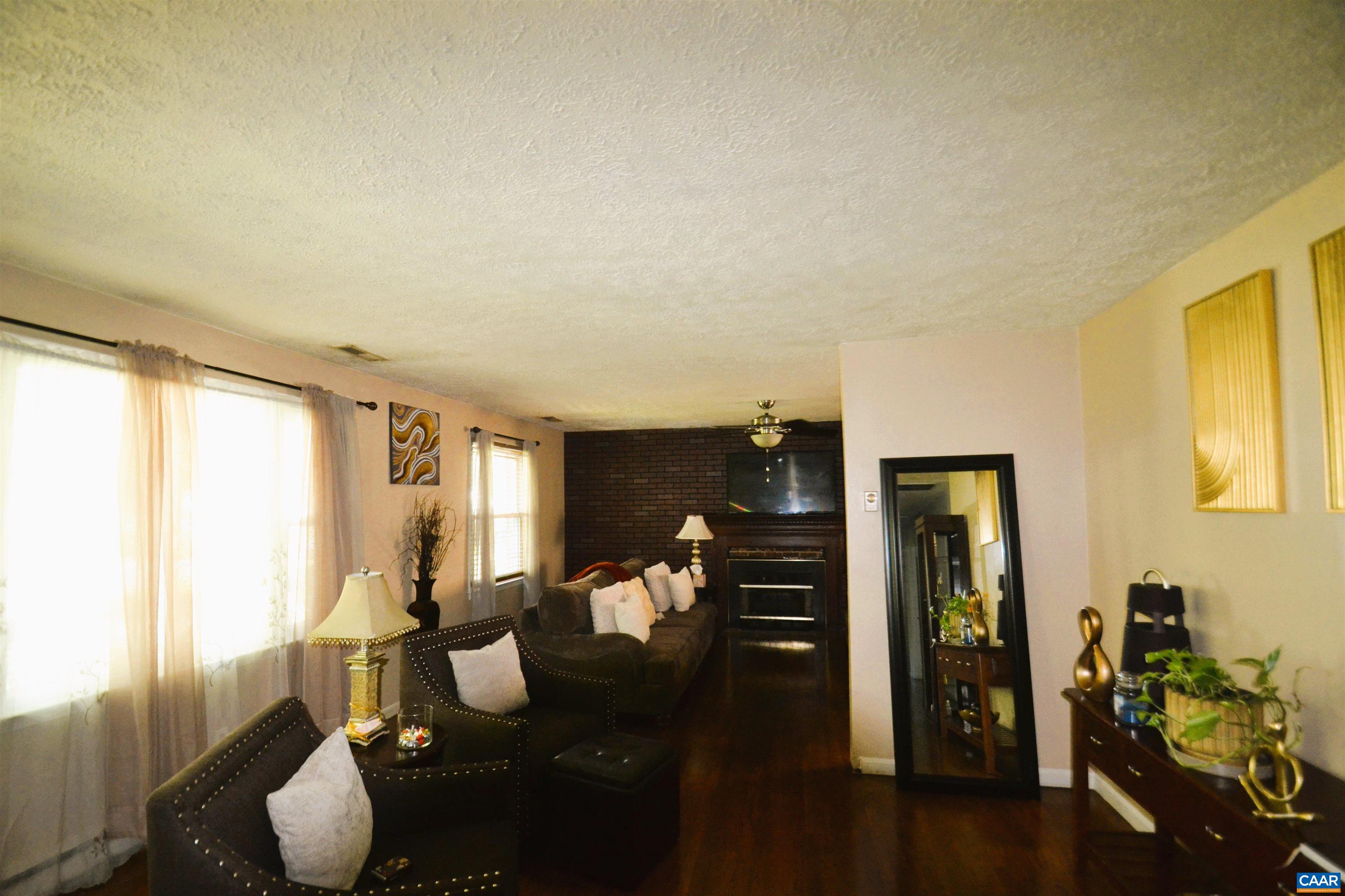 364 WHITETHORN CT, RUCKERSVILLE, Virginia 22968, 3 Bedrooms Bedrooms, ,1 BathroomBathrooms,Residential,364 WHITETHORN CT,680697 MLS # 680697 364 WHITETHORN CT, RUCKERSVILLE, Virginia 22968, 3 Bedrooms Bedrooms, ,1 BathroomBathrooms,Residential,364 WHITETHORN CT,680697 MLS # 680697