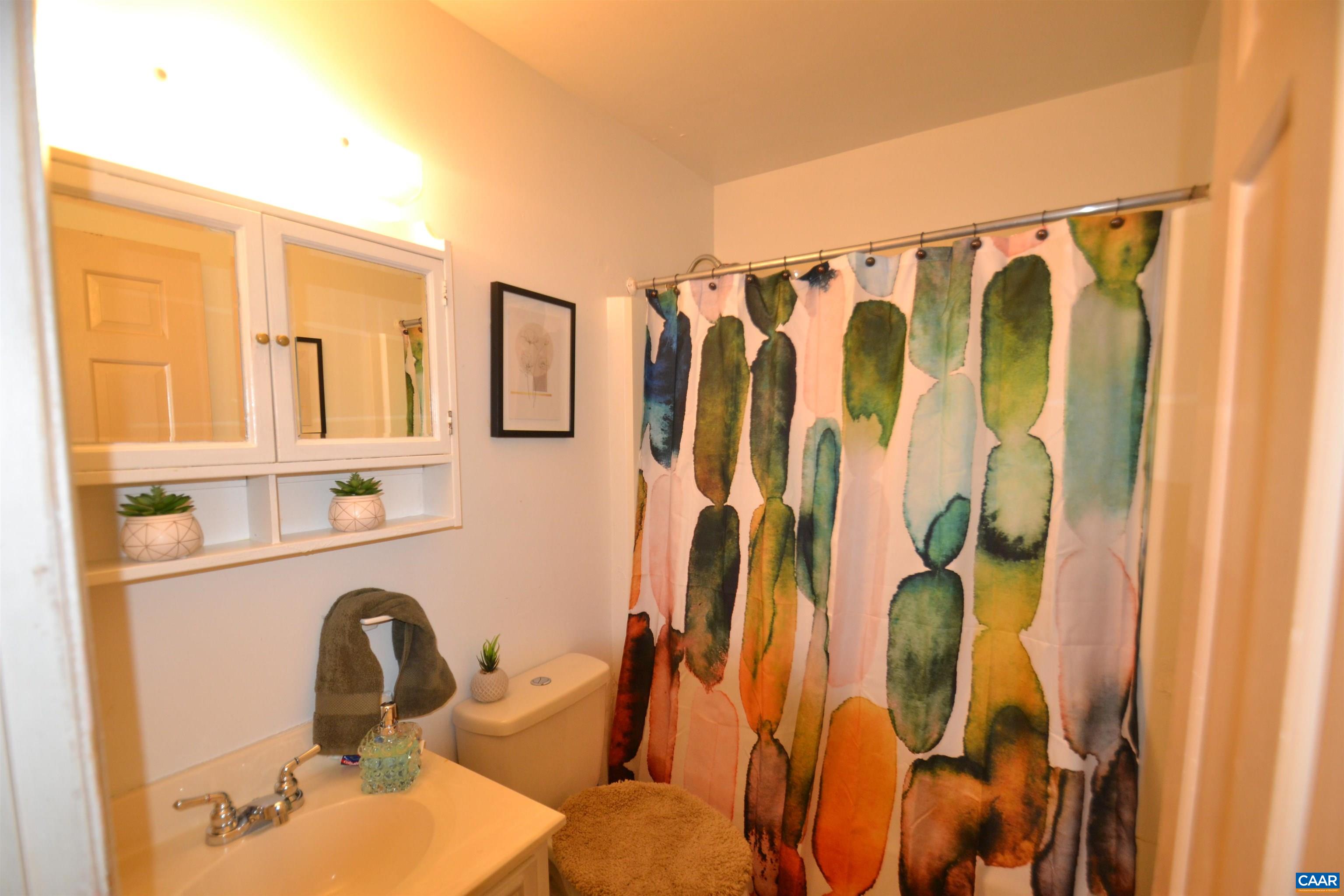 364 WHITETHORN CT, RUCKERSVILLE, Virginia 22968, 3 Bedrooms Bedrooms, ,1 BathroomBathrooms,Residential,364 WHITETHORN CT,680697 MLS # 680697 364 WHITETHORN CT, RUCKERSVILLE, Virginia 22968, 3 Bedrooms Bedrooms, ,1 BathroomBathrooms,Residential,364 WHITETHORN CT,680697 MLS # 680697