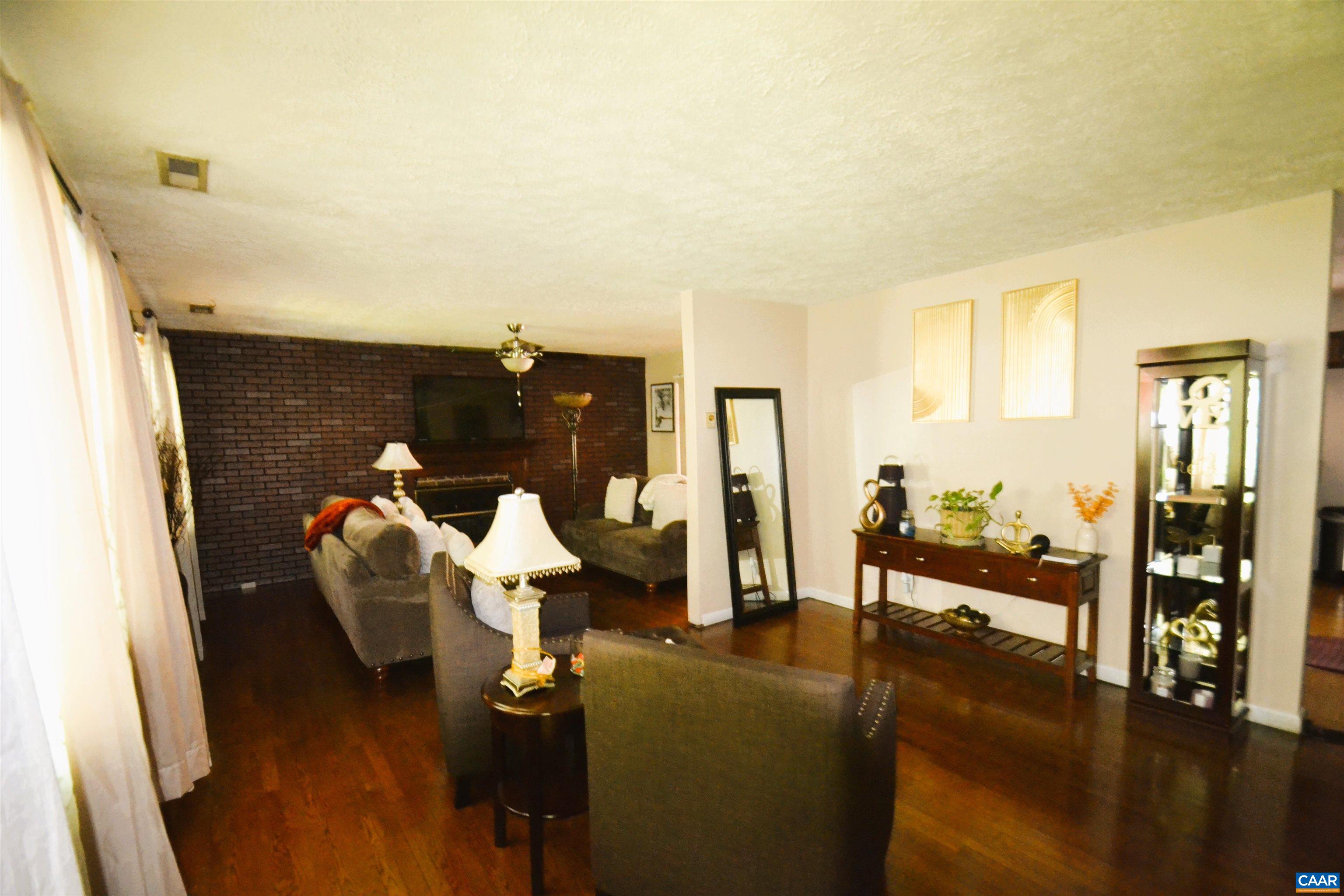 364 WHITETHORN CT, RUCKERSVILLE, Virginia 22968, 3 Bedrooms Bedrooms, ,1 BathroomBathrooms,Residential,364 WHITETHORN CT,680697 MLS # 680697 364 WHITETHORN CT, RUCKERSVILLE, Virginia 22968, 3 Bedrooms Bedrooms, ,1 BathroomBathrooms,Residential,364 WHITETHORN CT,680697 MLS # 680697