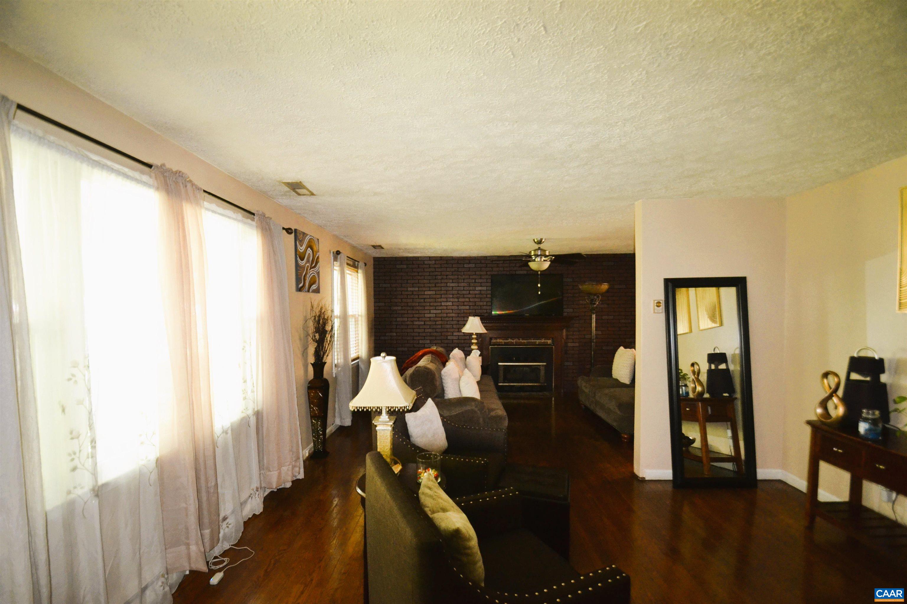 364 WHITETHORN CT, RUCKERSVILLE, Virginia 22968, 3 Bedrooms Bedrooms, ,1 BathroomBathrooms,Residential,364 WHITETHORN CT,680697 MLS # 680697 364 WHITETHORN CT, RUCKERSVILLE, Virginia 22968, 3 Bedrooms Bedrooms, ,1 BathroomBathrooms,Residential,364 WHITETHORN CT,680697 MLS # 680697