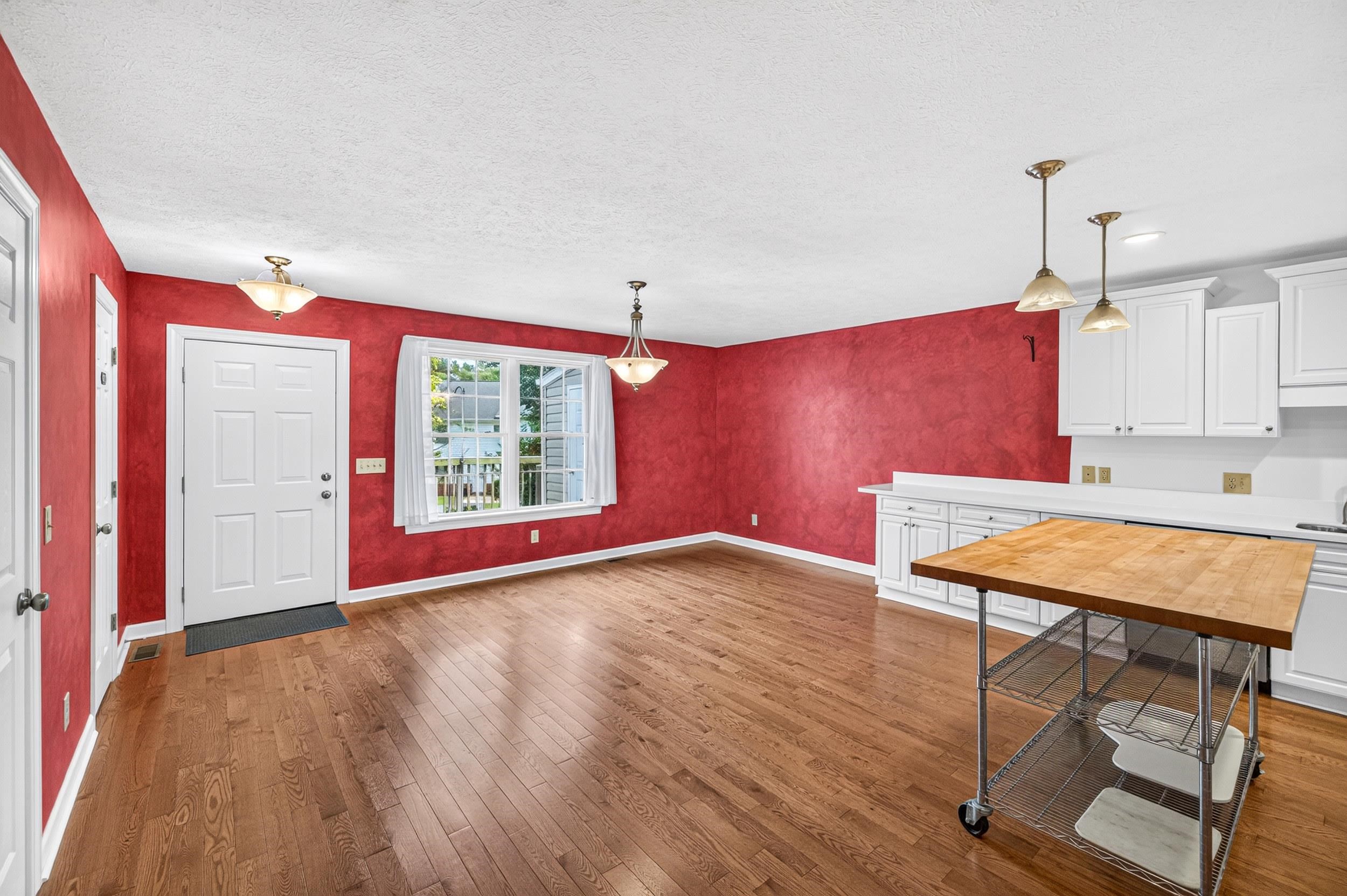 1950 BUTTONWOOD CT, HARRISONBURG, Virginia 22802, 3 Bedrooms Bedrooms, ,3 BathroomsBathrooms,Residential,1950 BUTTONWOOD CT,680698 MLS # 680698 1950 BUTTONWOOD CT, HARRISONBURG, Virginia 22802, 3 Bedrooms Bedrooms, ,3 BathroomsBathrooms,Residential,1950 BUTTONWOOD CT,680698 MLS # 680698