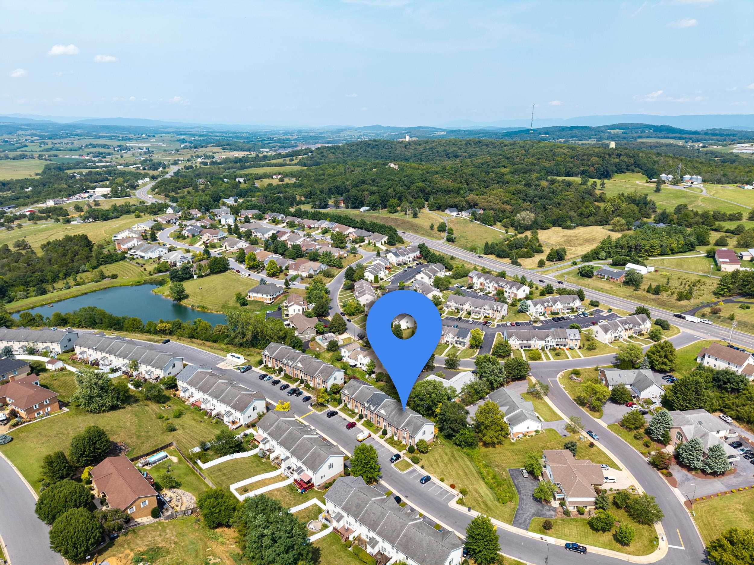 1950 BUTTONWOOD CT, HARRISONBURG, Virginia 22802, 3 Bedrooms Bedrooms, ,3 BathroomsBathrooms,Residential,1950 BUTTONWOOD CT,680698 MLS # 680698 1950 BUTTONWOOD CT, HARRISONBURG, Virginia 22802, 3 Bedrooms Bedrooms, ,3 BathroomsBathrooms,Residential,1950 BUTTONWOOD CT,680698 MLS # 680698