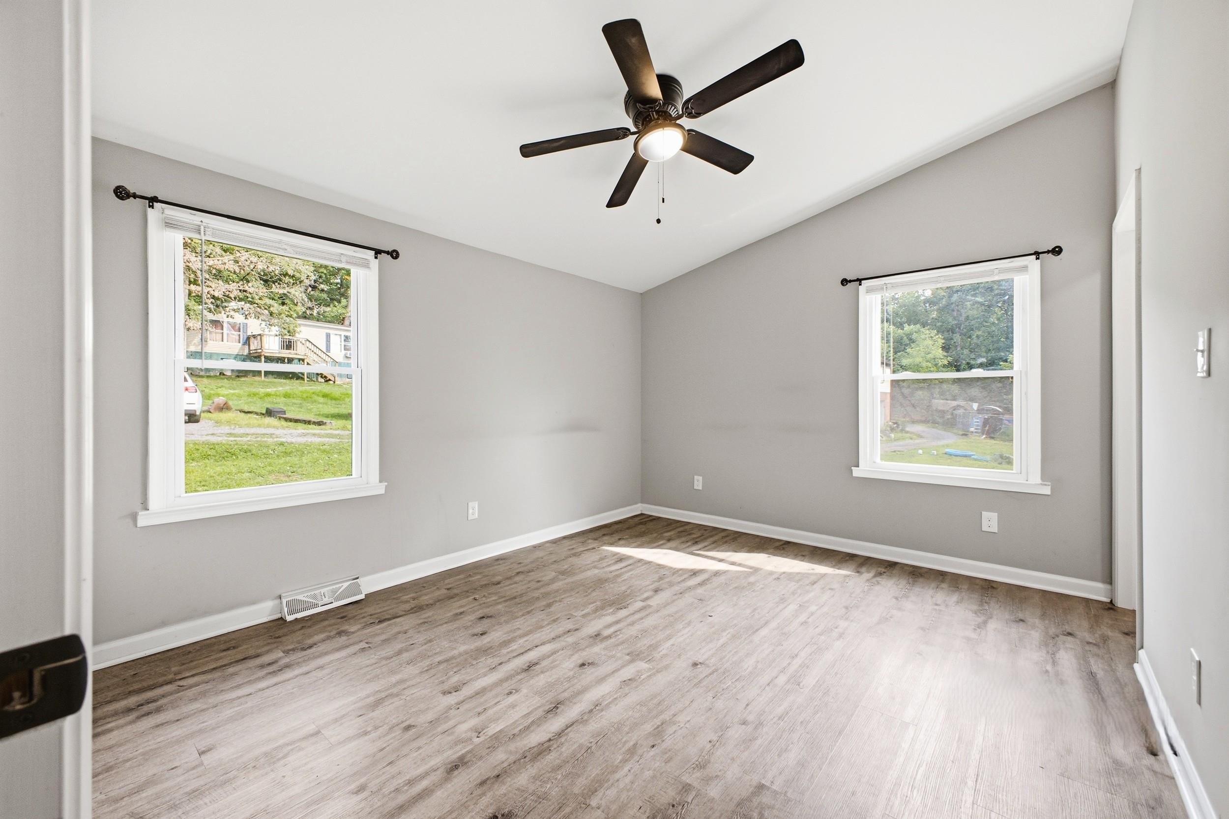 9031 DOLPHIN LN, BROADWAY, Virginia 22815, 3 Bedrooms Bedrooms, ,2 BathroomsBathrooms,Residential,9031 DOLPHIN LN,680700 MLS # 680700