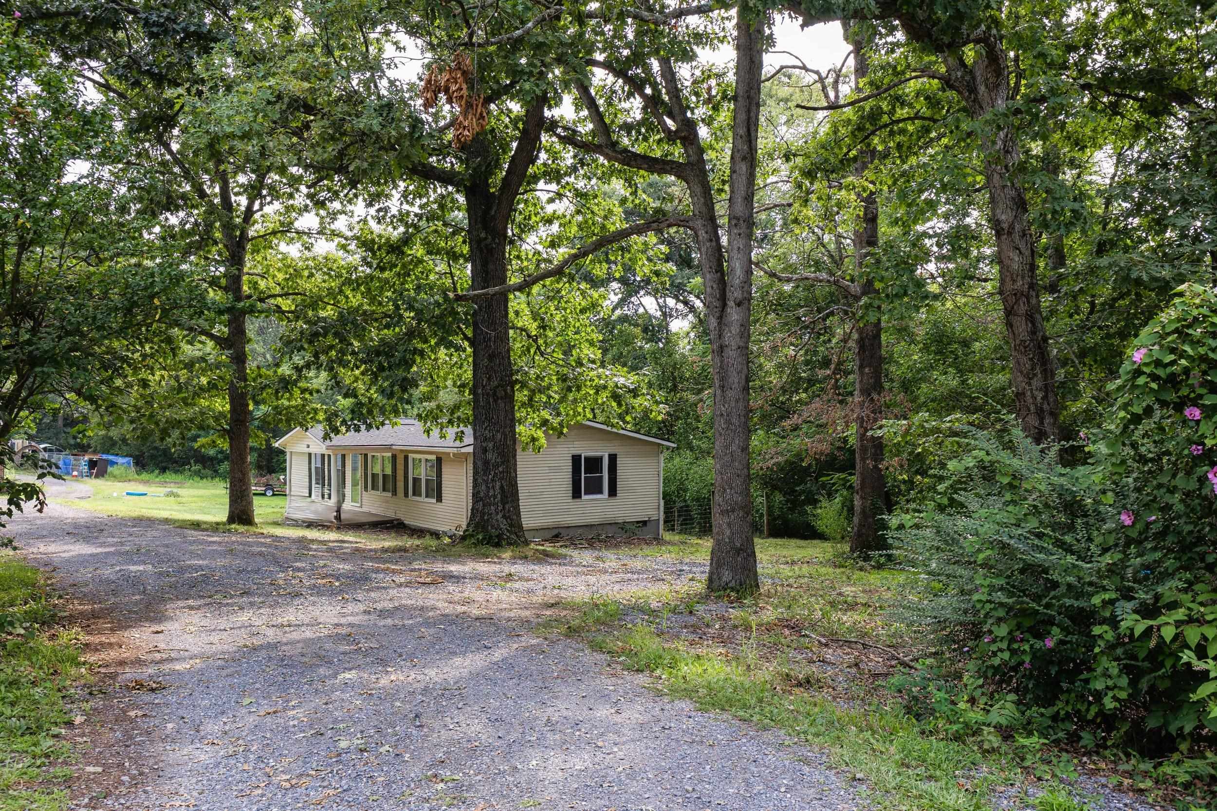 9031 DOLPHIN LN, BROADWAY, Virginia 22815, 3 Bedrooms Bedrooms, ,2 BathroomsBathrooms,Residential,9031 DOLPHIN LN,680700 MLS # 680700