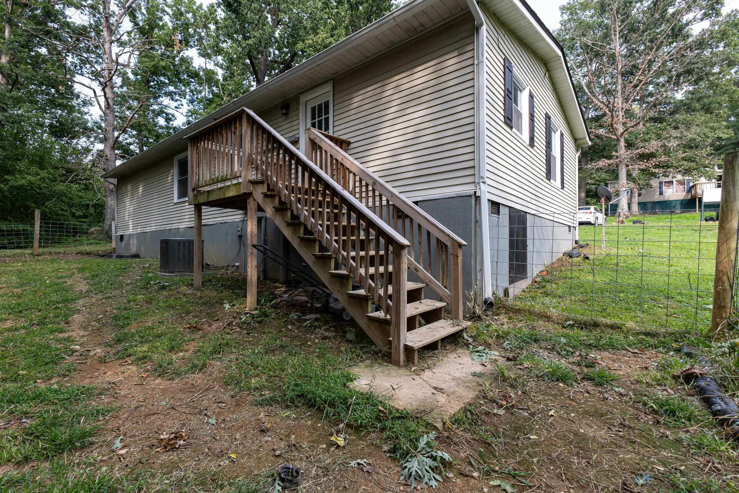 9031 DOLPHIN LN, BROADWAY, Virginia 22815, 3 Bedrooms Bedrooms, ,2 BathroomsBathrooms,Residential,9031 DOLPHIN LN,680700 MLS # 680700
