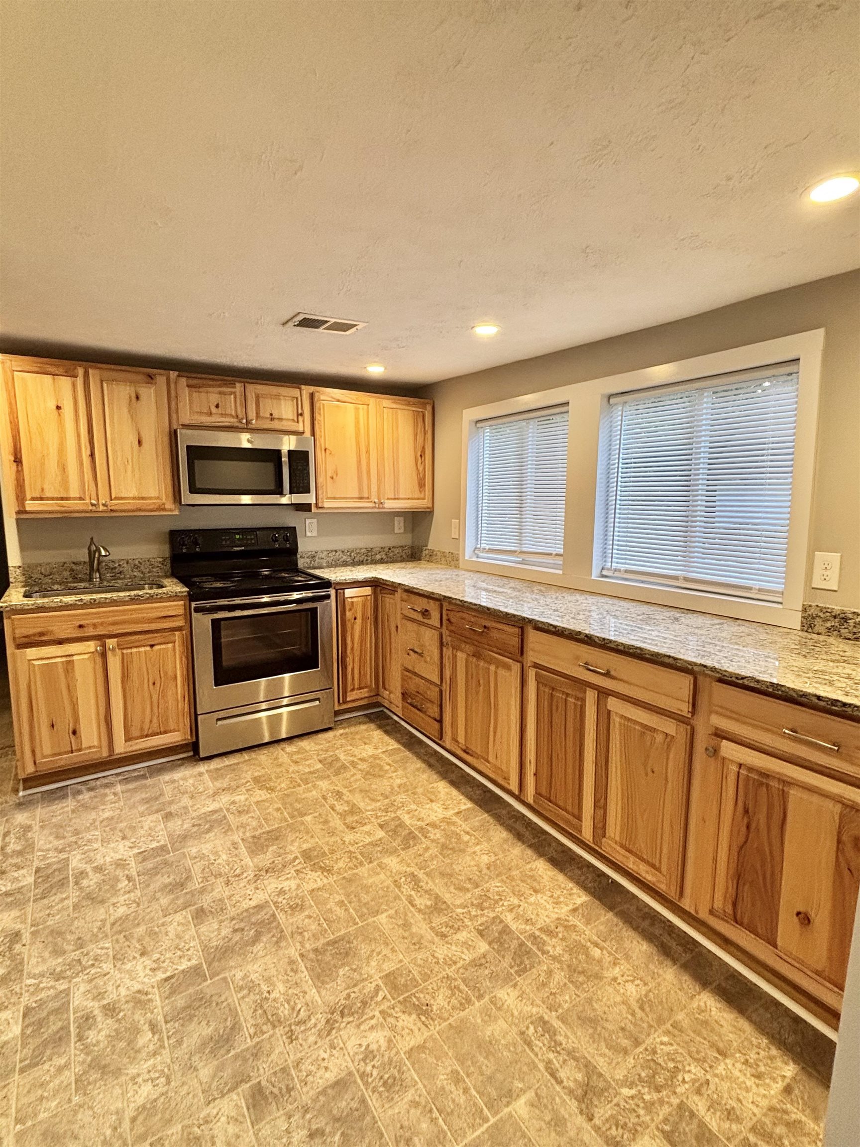 565 MT TORREY RD, LYNDHURST, Virginia 22952, 2 Bedrooms Bedrooms, ,1 BathroomBathrooms,Residential,LYNDHURST PROPERTIES, LLC,565 MT TORREY RD,680702 MLS # 680702