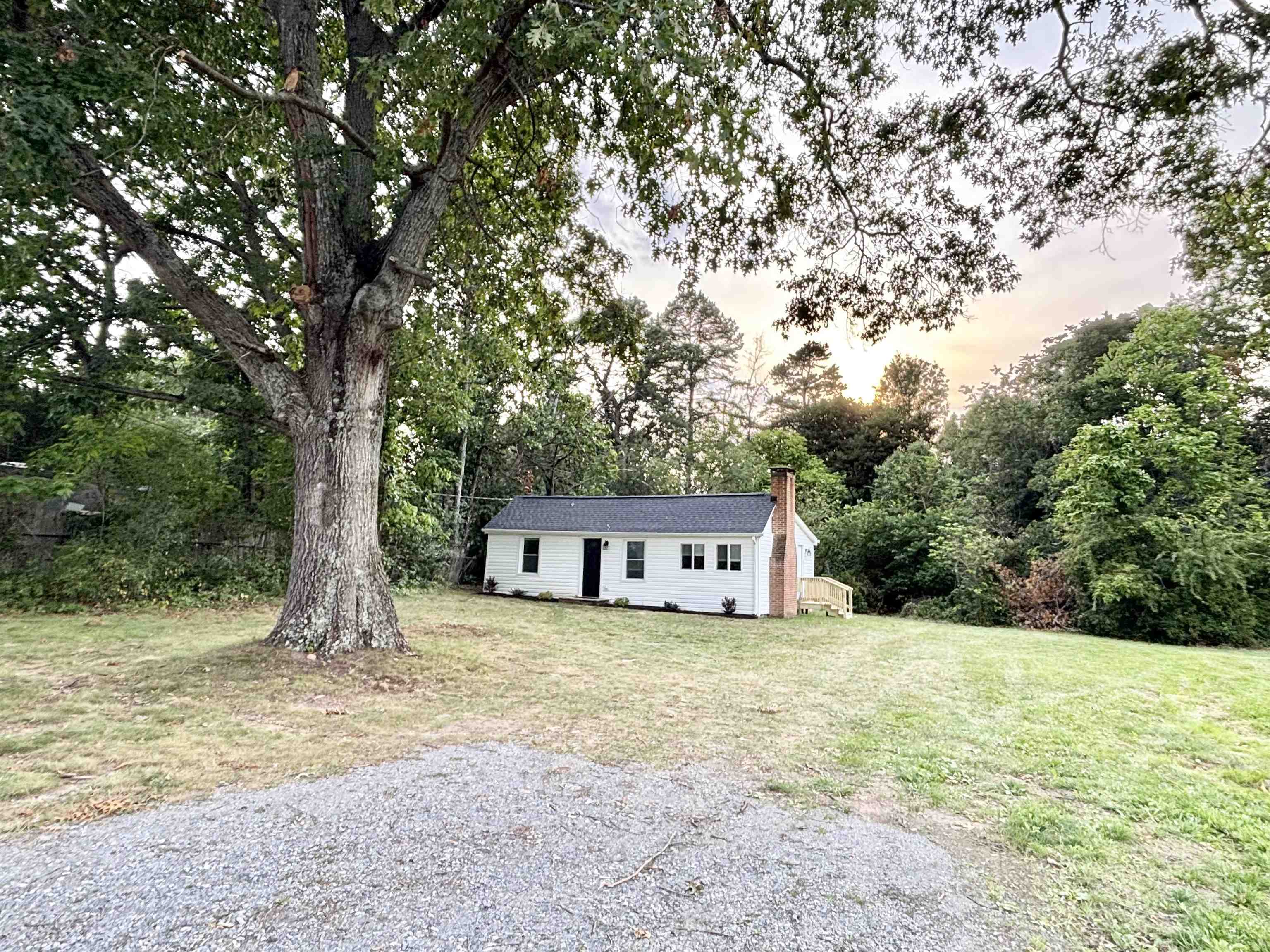 565 MT TORREY RD, LYNDHURST, Virginia 22952, 2 Bedrooms Bedrooms, ,1 BathroomBathrooms,Residential,LYNDHURST PROPERTIES, LLC,565 MT TORREY RD,680702 MLS # 680702
