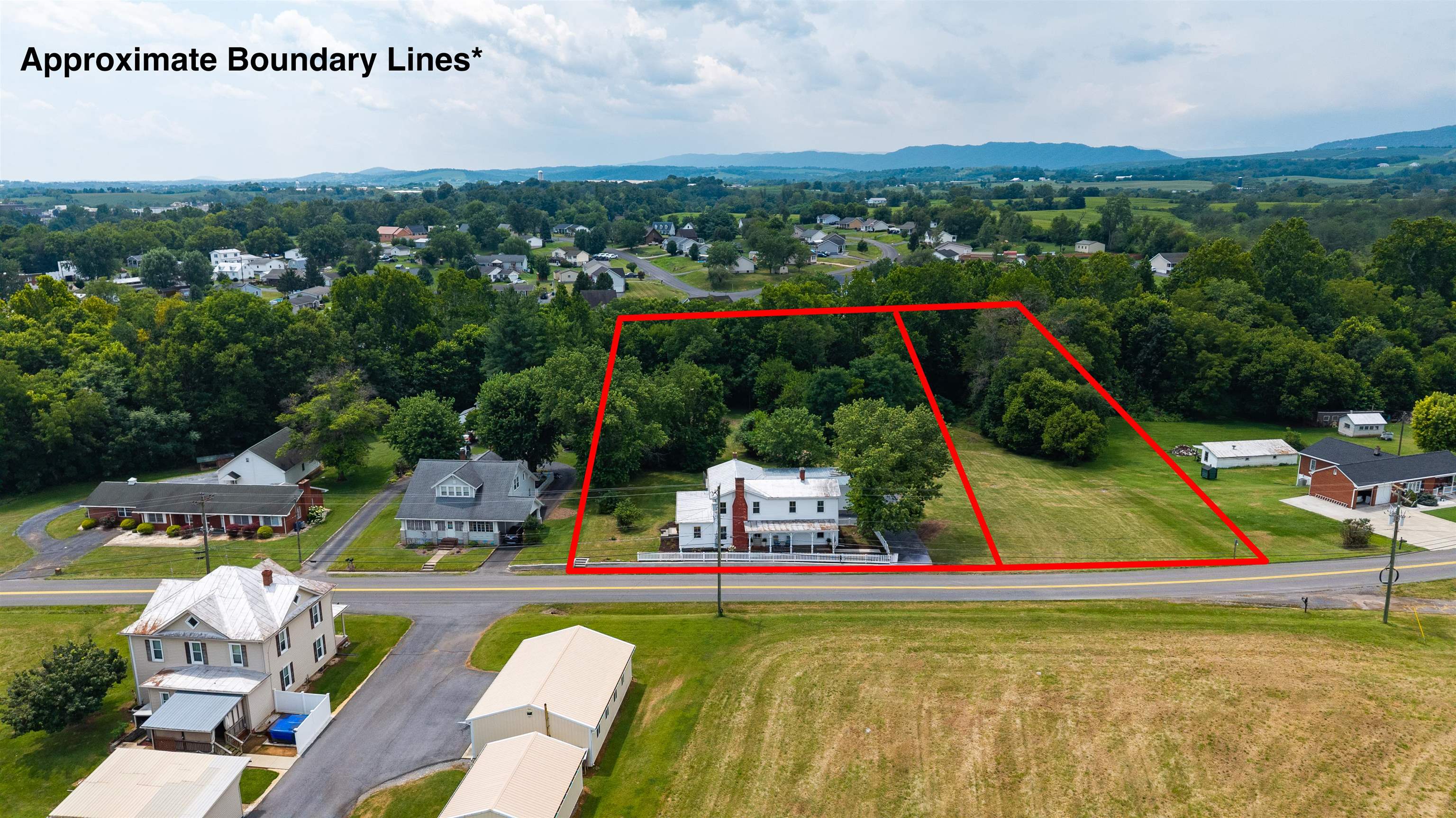 208 ORCHARD DR, TIMBERVILLE, Virginia 22853, 5 Bedrooms Bedrooms, ,2 BathroomsBathrooms,Residential,208 ORCHARD DR,680703 MLS # 680703 208 ORCHARD DR, TIMBERVILLE, Virginia 22853, 5 Bedrooms Bedrooms, ,2 BathroomsBathrooms,Residential,208 ORCHARD DR,680703 MLS # 680703