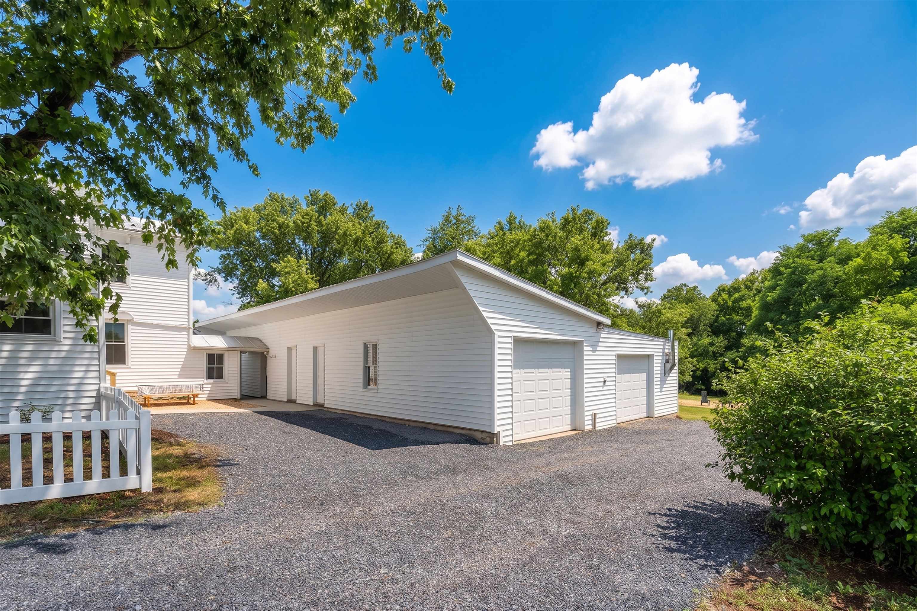 208 ORCHARD DR, TIMBERVILLE, Virginia 22853, 5 Bedrooms Bedrooms, ,2 BathroomsBathrooms,Residential,208 ORCHARD DR,680703 MLS # 680703 208 ORCHARD DR, TIMBERVILLE, Virginia 22853, 5 Bedrooms Bedrooms, ,2 BathroomsBathrooms,Residential,208 ORCHARD DR,680703 MLS # 680703
