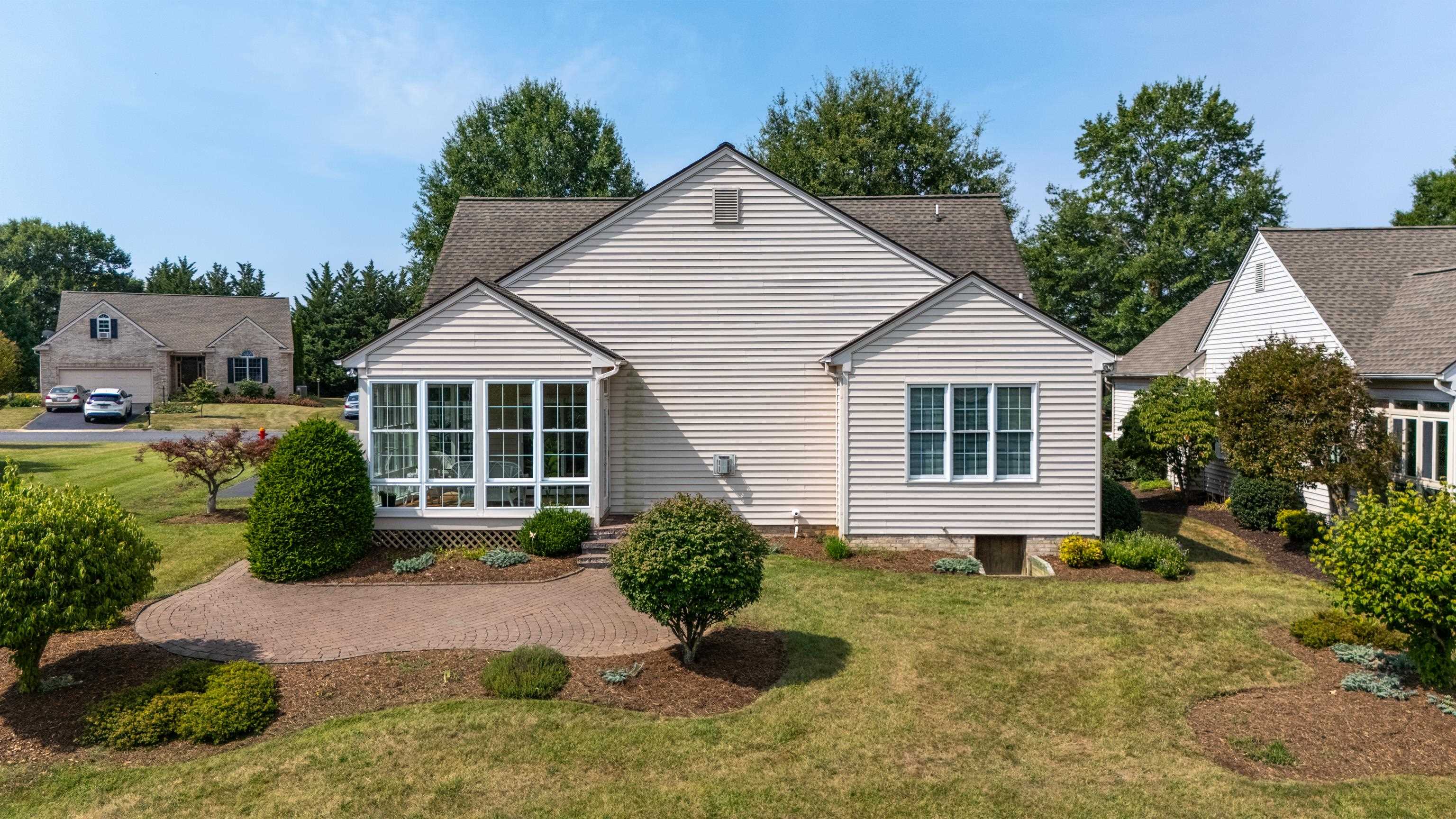 737 GOVERNORS WAY, WAYNESBORO, Virginia 22980, 4 Bedrooms Bedrooms, ,3 BathroomsBathrooms,Residential,737 GOVERNORS WAY,680704 MLS # 680704 737 GOVERNORS WAY, WAYNESBORO, Virginia 22980, 4 Bedrooms Bedrooms, ,3 BathroomsBathrooms,Residential,737 GOVERNORS WAY,680704 MLS # 680704