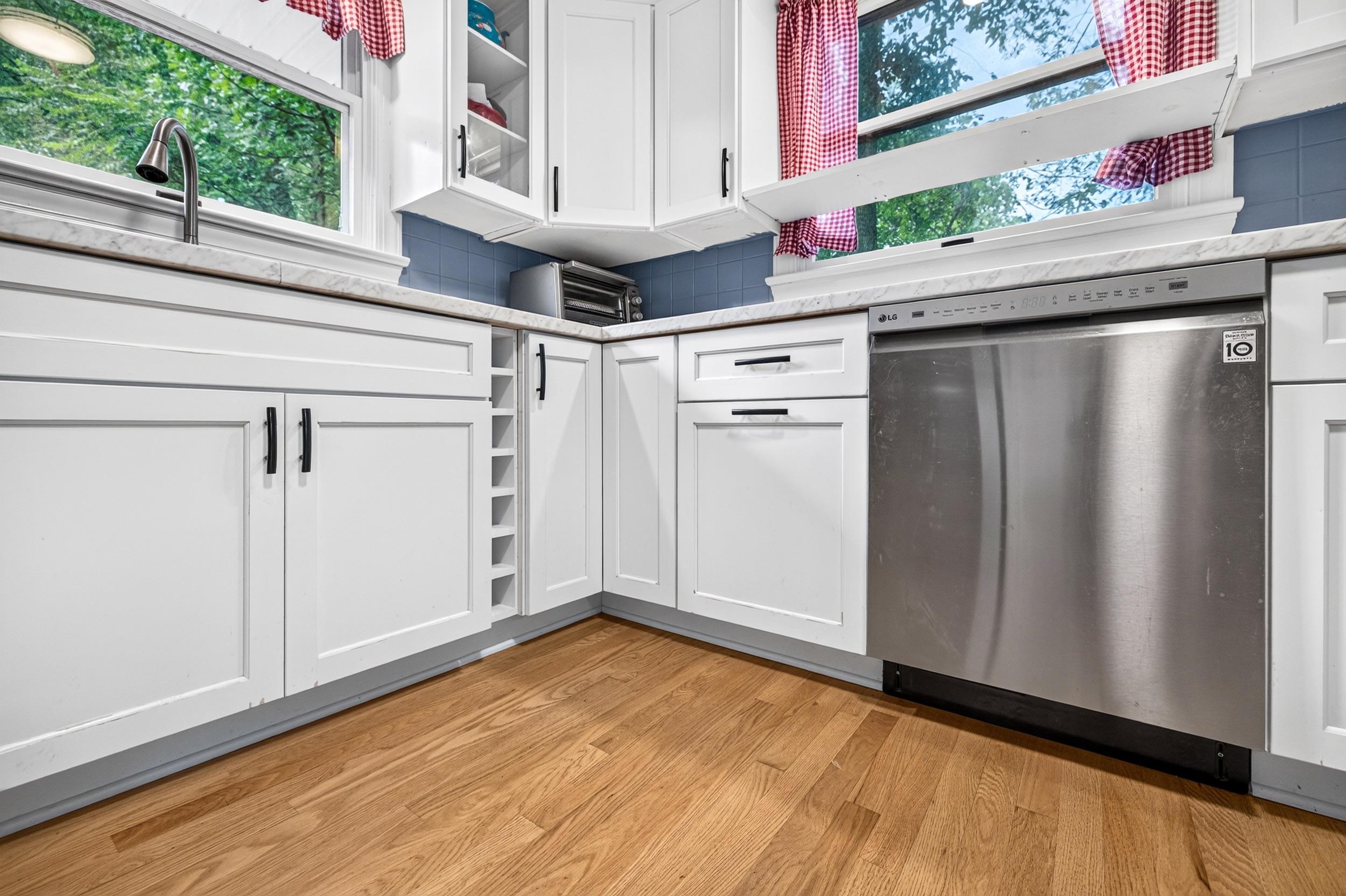 609 W BANK ST, BRIDGEWATER, Virginia 22812, 3 Bedrooms Bedrooms, ,1 BathroomBathrooms,Residential,609 W BANK ST,680707 MLS # 680707