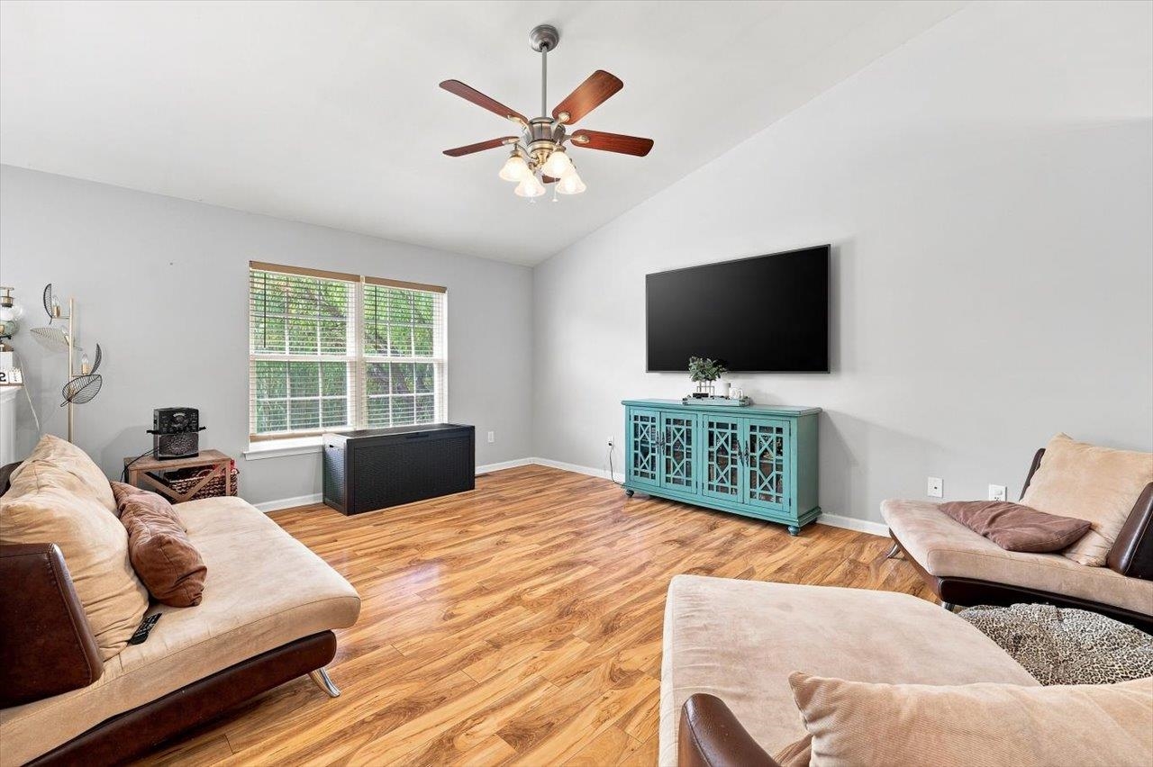 914 RITCHIE BLVD, STAUNTON, Virginia 24401, 4 Bedrooms Bedrooms, ,3 BathroomsBathrooms,Residential,914 RITCHIE BLVD,680708 MLS # 680708
