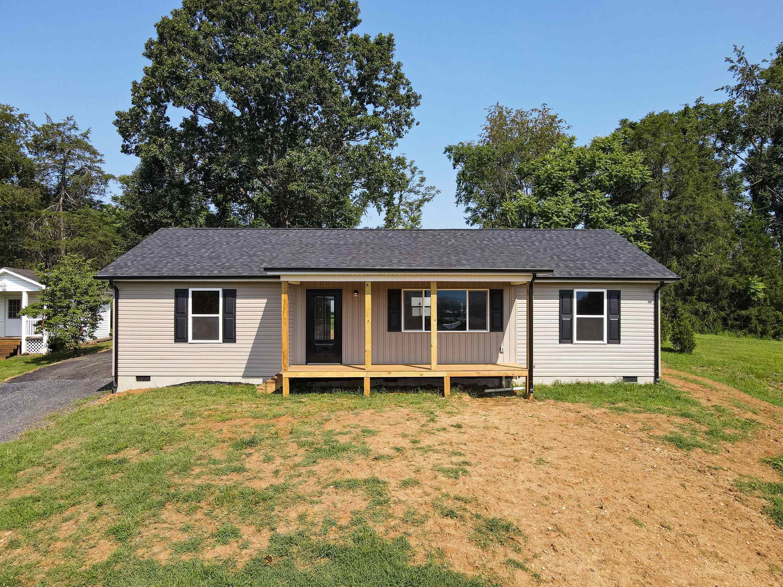 32 GREENFIELD RD, LURAY, Virginia 22835, 3 Bedrooms Bedrooms, ,2 BathroomsBathrooms,Residential,32 Greenfield Rd, Luray, VA 22835,32 GREENFIELD RD,680710 MLS # 680710 32 GREENFIELD RD, LURAY, Virginia 22835, 3 Bedrooms Bedrooms, ,2 BathroomsBathrooms,Residential,32 Greenfield Rd, Luray, VA 22835,32 GREENFIELD RD,680710 MLS # 680710
