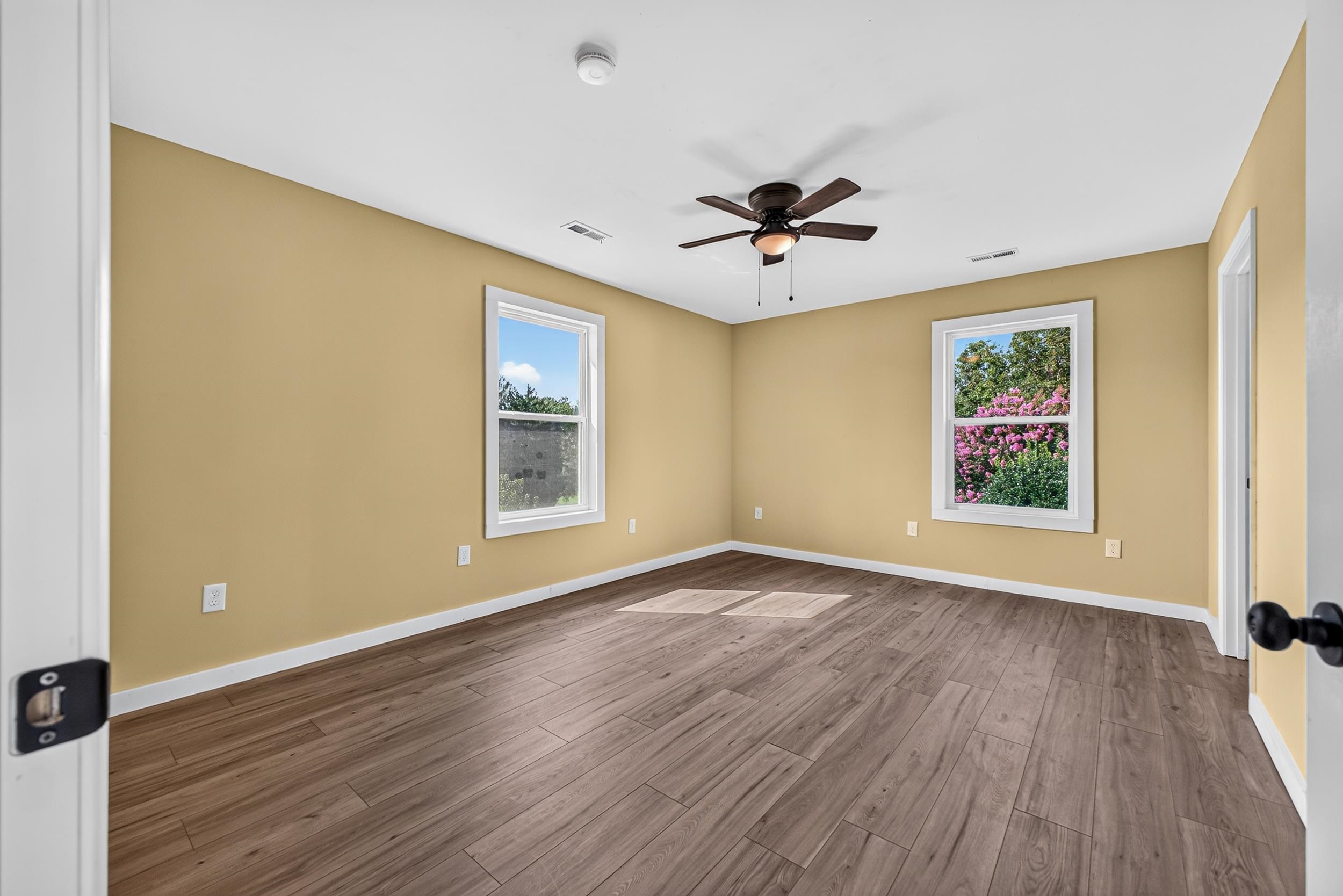 32 GREENFIELD RD, LURAY, Virginia 22835, 3 Bedrooms Bedrooms, ,2 BathroomsBathrooms,Residential,32 Greenfield Rd, Luray, VA 22835,32 GREENFIELD RD,680710 MLS # 680710 32 GREENFIELD RD, LURAY, Virginia 22835, 3 Bedrooms Bedrooms, ,2 BathroomsBathrooms,Residential,32 Greenfield Rd, Luray, VA 22835,32 GREENFIELD RD,680710 MLS # 680710