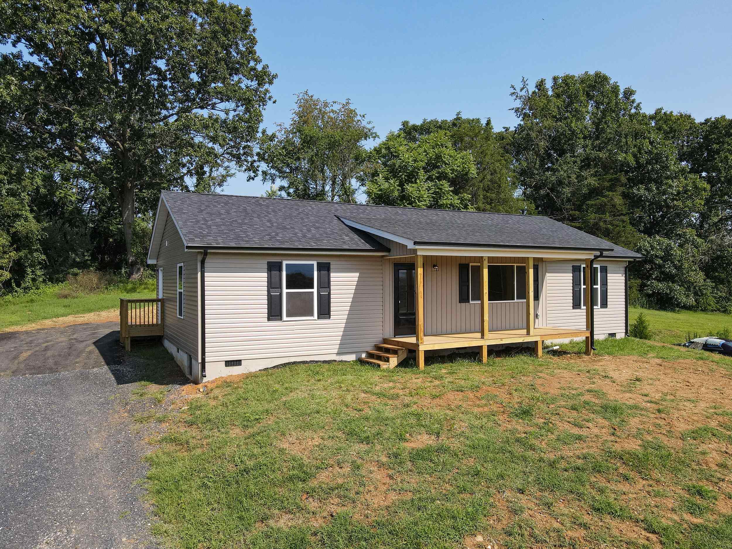 32 GREENFIELD RD, LURAY, Virginia 22835, 3 Bedrooms Bedrooms, ,2 BathroomsBathrooms,Residential,32 Greenfield Rd, Luray, VA 22835,32 GREENFIELD RD,680710 MLS # 680710 32 GREENFIELD RD, LURAY, Virginia 22835, 3 Bedrooms Bedrooms, ,2 BathroomsBathrooms,Residential,32 Greenfield Rd, Luray, VA 22835,32 GREENFIELD RD,680710 MLS # 680710