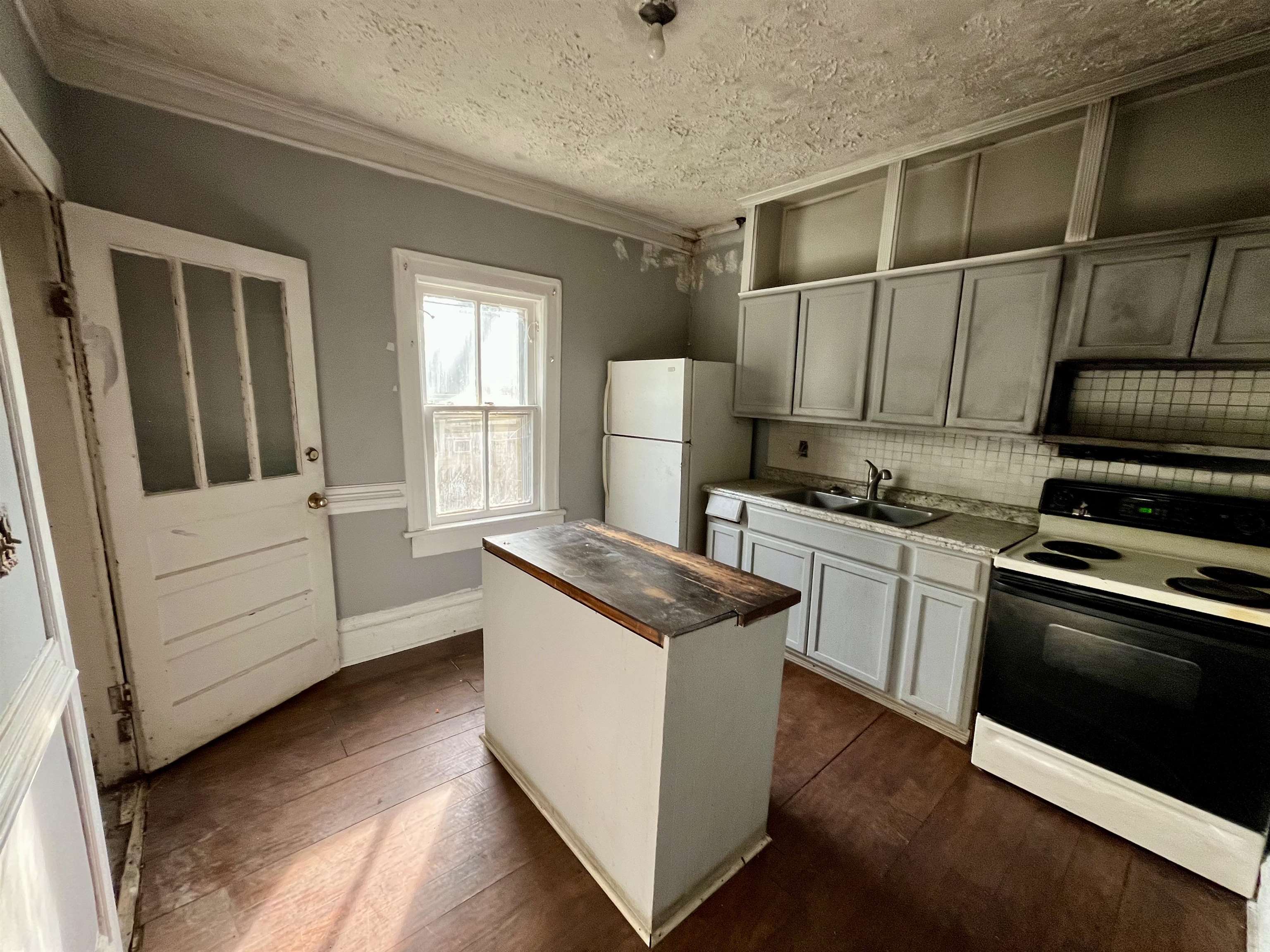 407 CARRUTHERS ST, LEXINGTON, Virginia 24450, 4 Bedrooms Bedrooms, ,1 BathroomBathrooms,Residential,407 CARRUTHERS ST,680711 MLS # 680711 407 CARRUTHERS ST, LEXINGTON, Virginia 24450, 4 Bedrooms Bedrooms, ,1 BathroomBathrooms,Residential,407 CARRUTHERS ST,680711 MLS # 680711