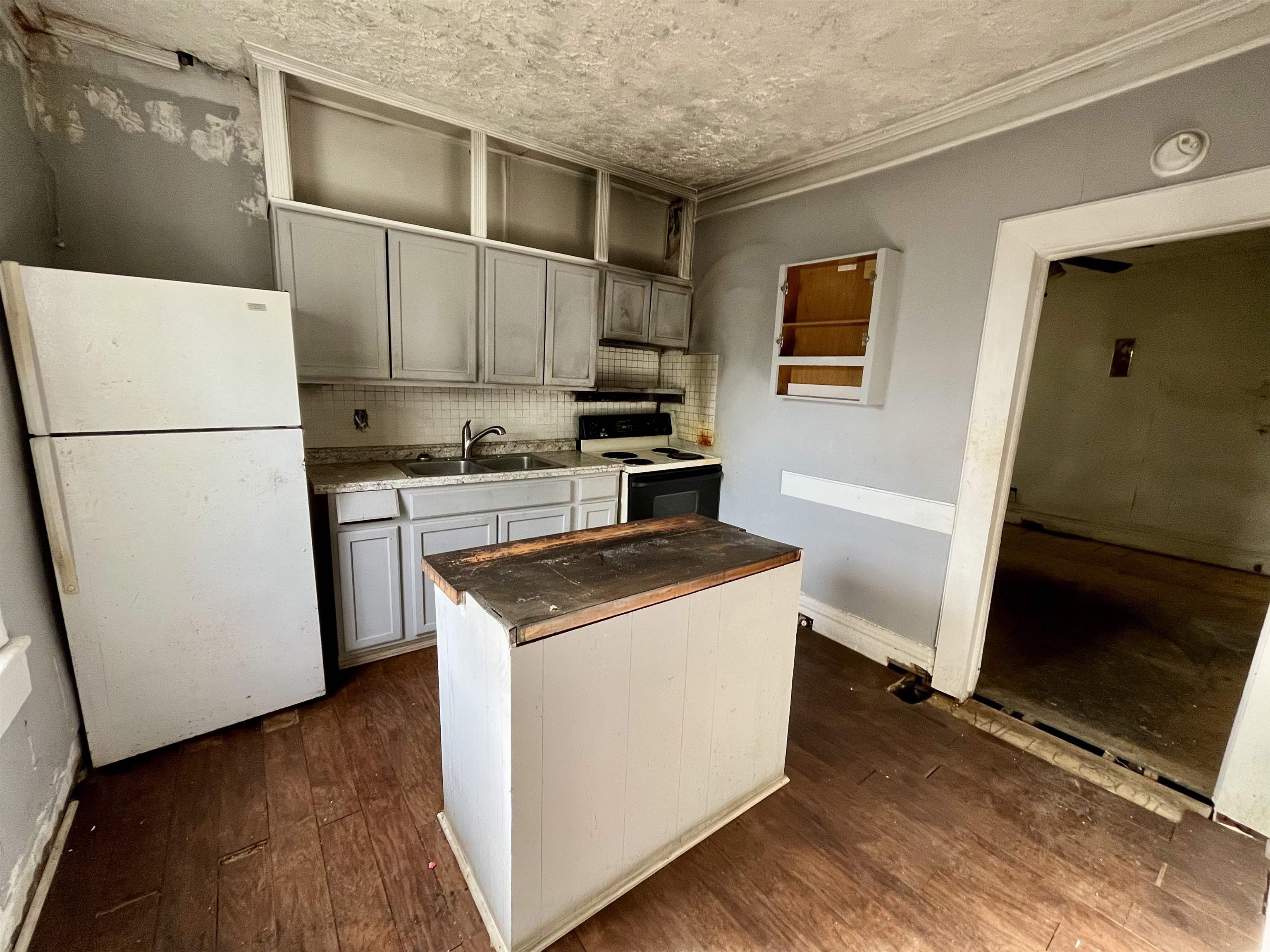 407 CARRUTHERS ST, LEXINGTON, Virginia 24450, 4 Bedrooms Bedrooms, ,1 BathroomBathrooms,Residential,407 CARRUTHERS ST,680711 MLS # 680711 407 CARRUTHERS ST, LEXINGTON, Virginia 24450, 4 Bedrooms Bedrooms, ,1 BathroomBathrooms,Residential,407 CARRUTHERS ST,680711 MLS # 680711