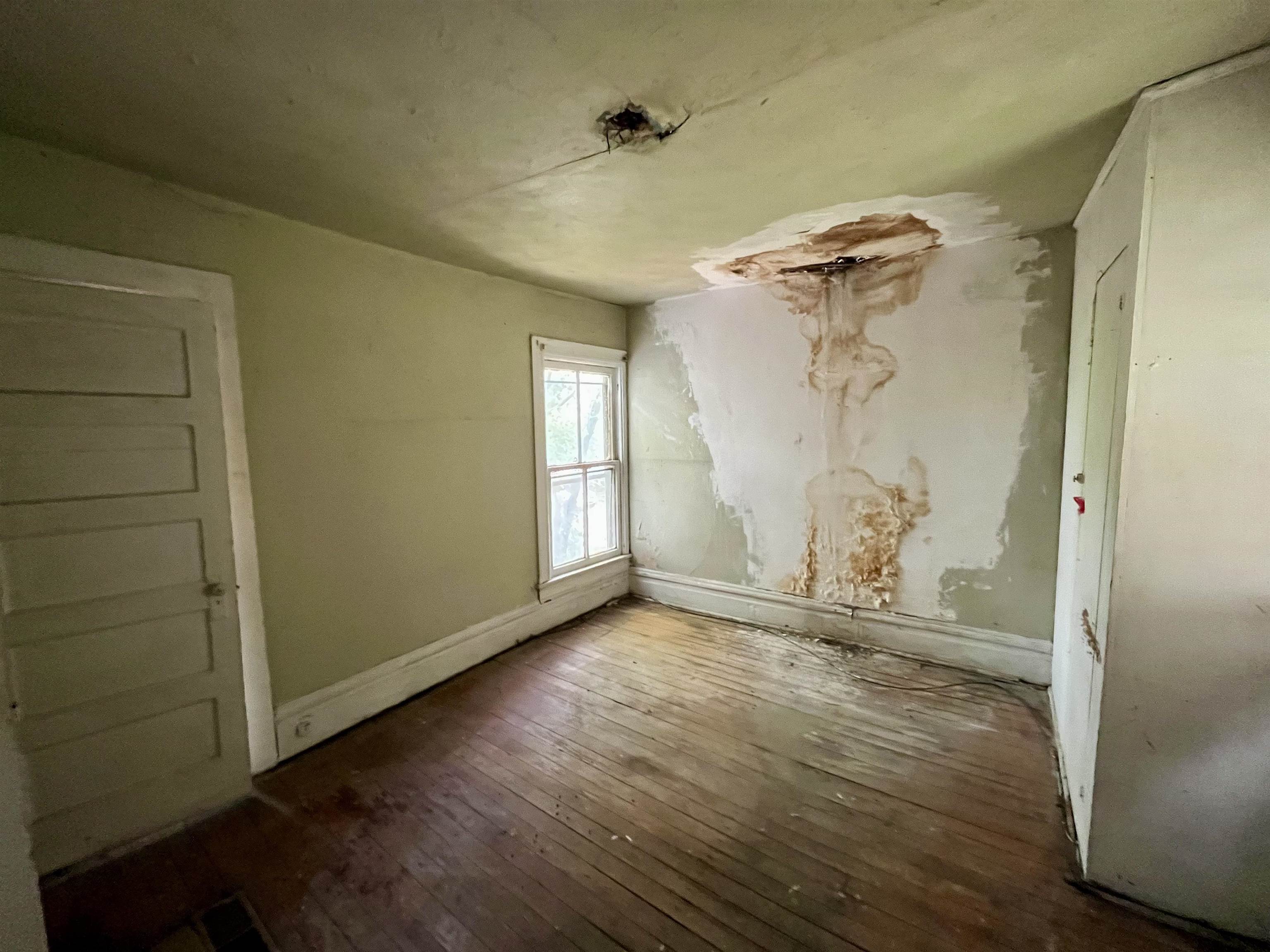 407 CARRUTHERS ST, LEXINGTON, Virginia 24450, 4 Bedrooms Bedrooms, ,1 BathroomBathrooms,Residential,407 CARRUTHERS ST,680711 MLS # 680711 407 CARRUTHERS ST, LEXINGTON, Virginia 24450, 4 Bedrooms Bedrooms, ,1 BathroomBathrooms,Residential,407 CARRUTHERS ST,680711 MLS # 680711