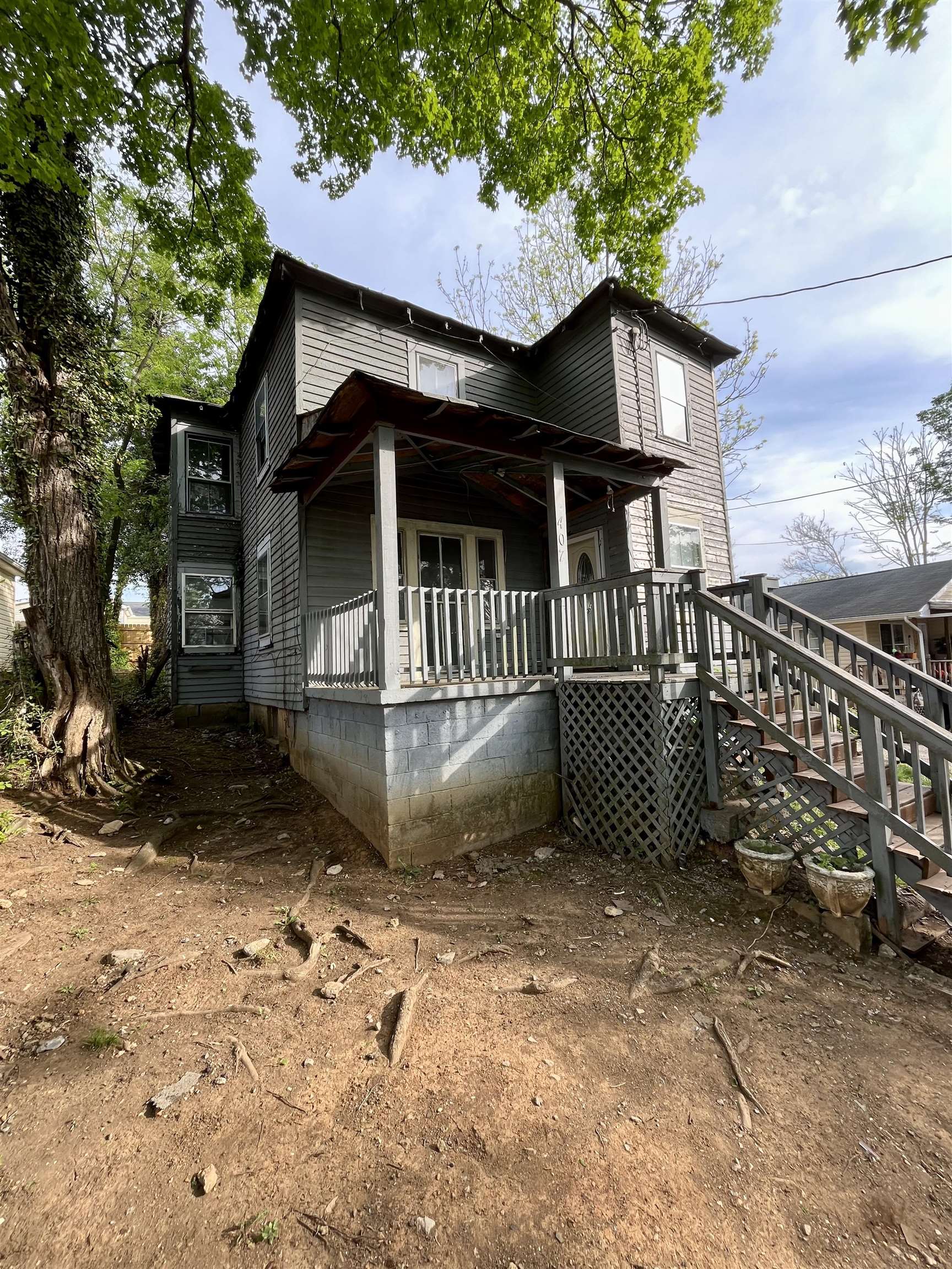 407 CARRUTHERS ST, LEXINGTON, Virginia 24450, 4 Bedrooms Bedrooms, ,1 BathroomBathrooms,Residential,407 CARRUTHERS ST,680711 MLS # 680711 407 CARRUTHERS ST, LEXINGTON, Virginia 24450, 4 Bedrooms Bedrooms, ,1 BathroomBathrooms,Residential,407 CARRUTHERS ST,680711 MLS # 680711