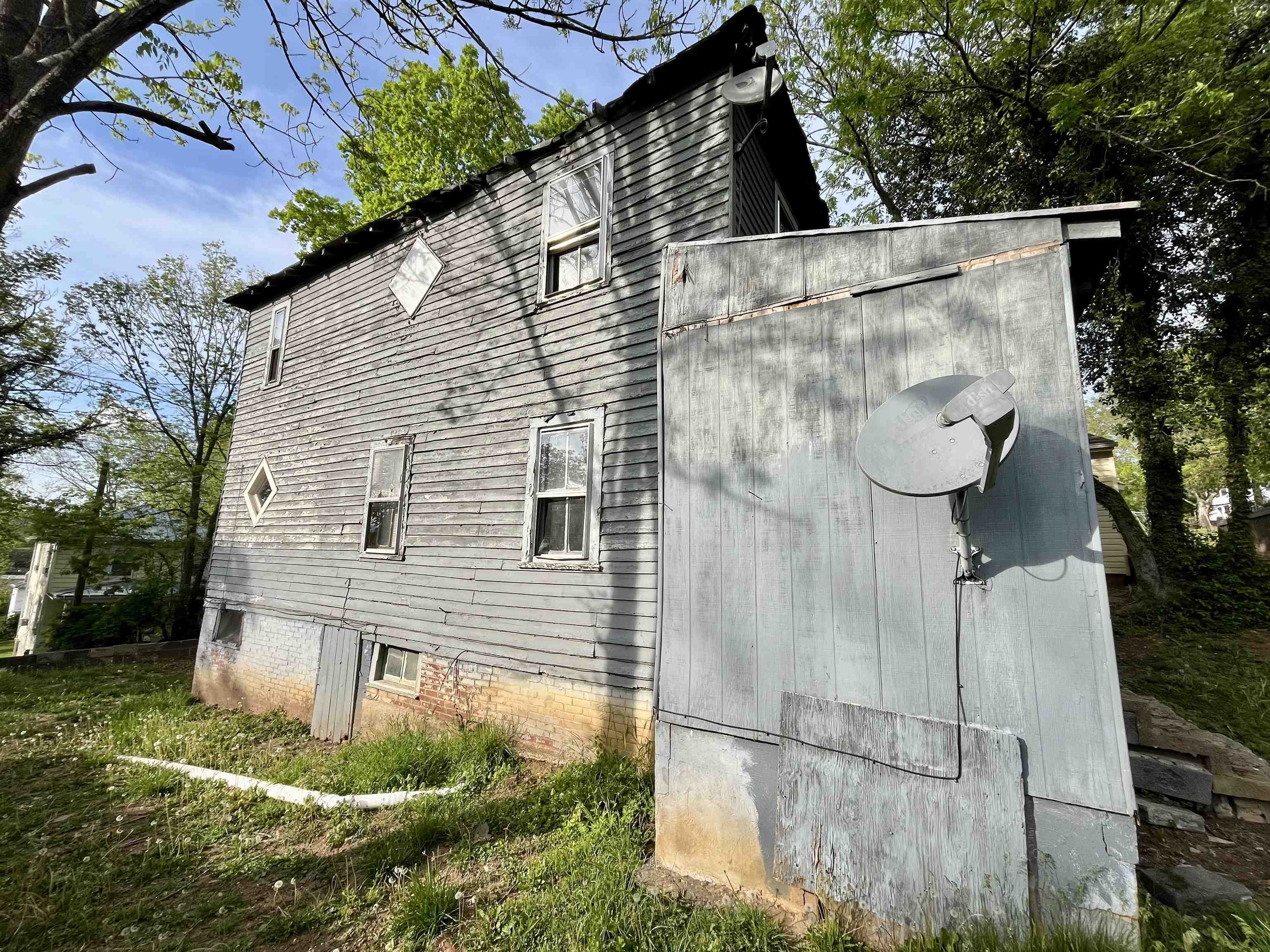 407 CARRUTHERS ST, LEXINGTON, Virginia 24450, 4 Bedrooms Bedrooms, ,1 BathroomBathrooms,Residential,407 CARRUTHERS ST,680711 MLS # 680711 407 CARRUTHERS ST, LEXINGTON, Virginia 24450, 4 Bedrooms Bedrooms, ,1 BathroomBathrooms,Residential,407 CARRUTHERS ST,680711 MLS # 680711
