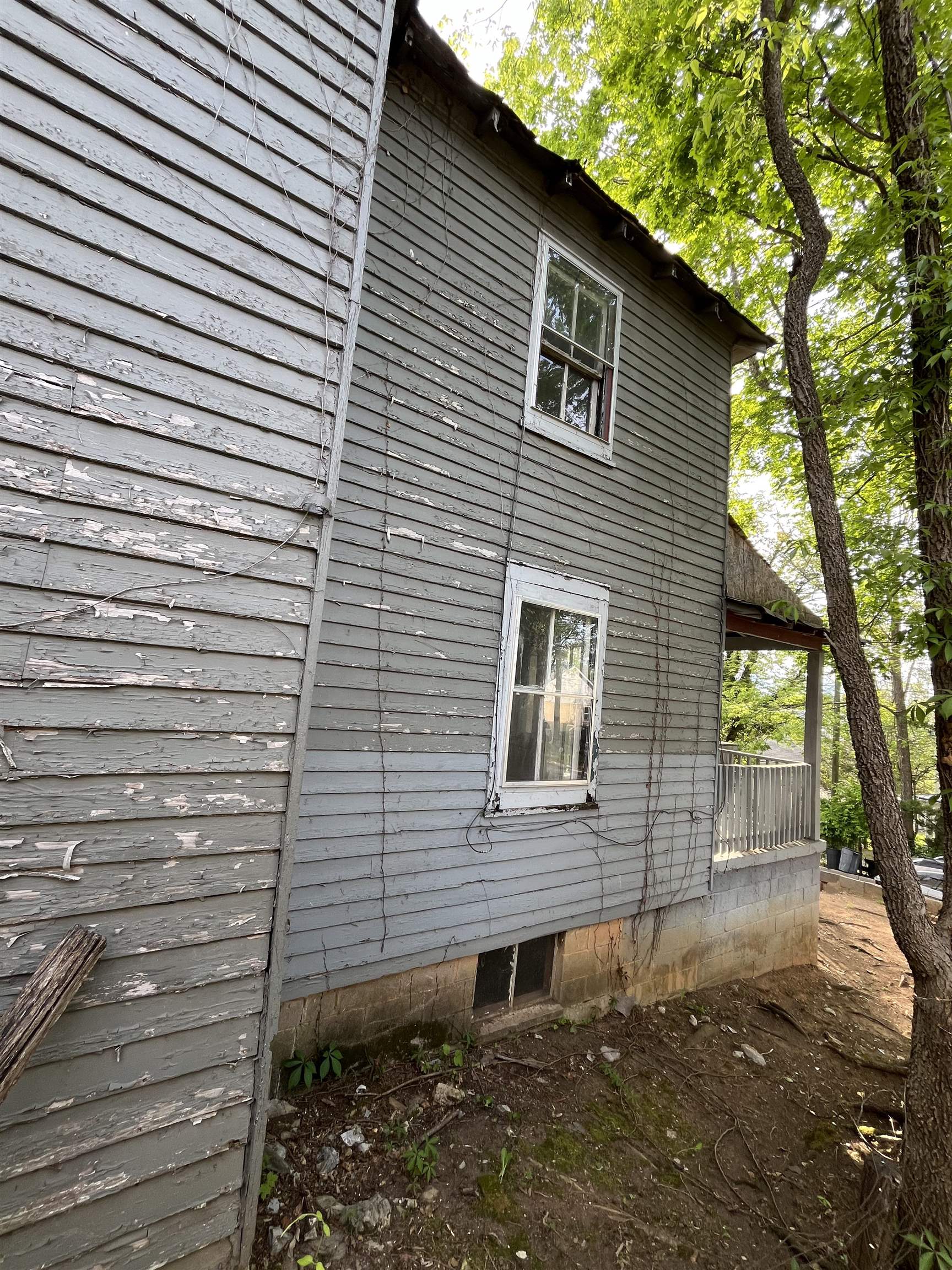 407 CARRUTHERS ST, LEXINGTON, Virginia 24450, 4 Bedrooms Bedrooms, ,1 BathroomBathrooms,Residential,407 CARRUTHERS ST,680711 MLS # 680711 407 CARRUTHERS ST, LEXINGTON, Virginia 24450, 4 Bedrooms Bedrooms, ,1 BathroomBathrooms,Residential,407 CARRUTHERS ST,680711 MLS # 680711