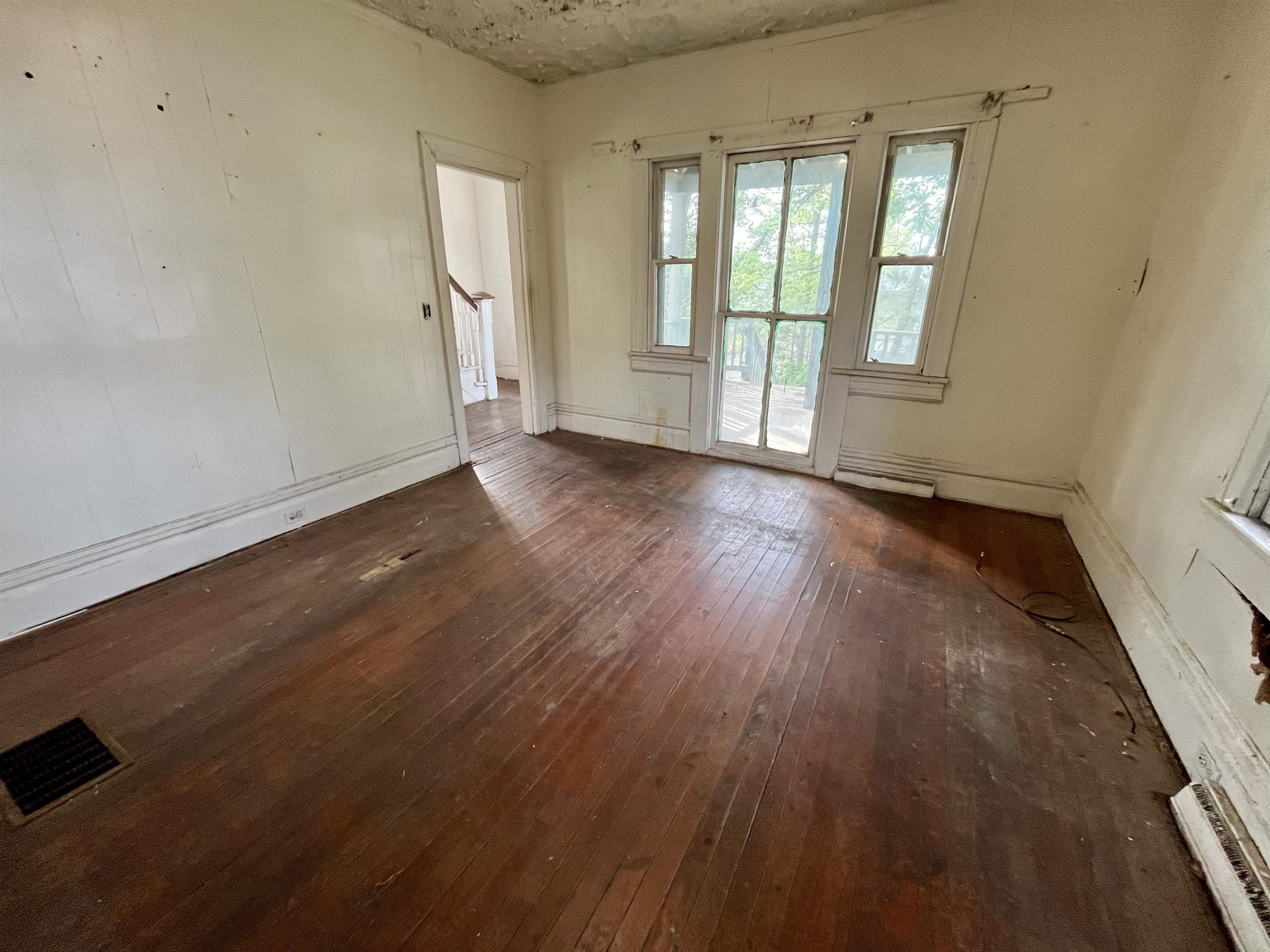 407 CARRUTHERS ST, LEXINGTON, Virginia 24450, 4 Bedrooms Bedrooms, ,1 BathroomBathrooms,Residential,407 CARRUTHERS ST,680711 MLS # 680711 407 CARRUTHERS ST, LEXINGTON, Virginia 24450, 4 Bedrooms Bedrooms, ,1 BathroomBathrooms,Residential,407 CARRUTHERS ST,680711 MLS # 680711