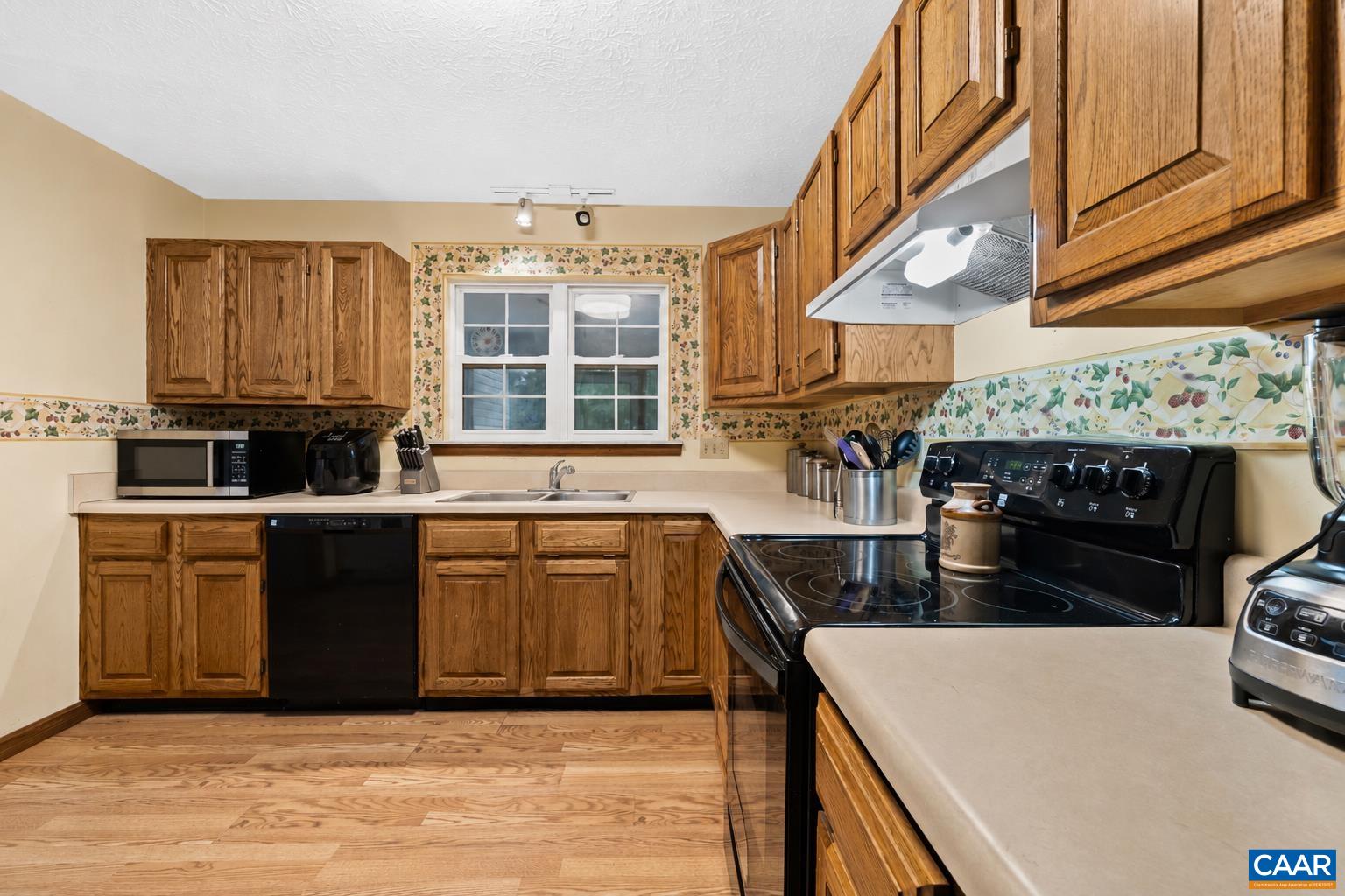 22 TANGLEWOOD RD, PALMYRA, Virginia 22963, 3 Bedrooms Bedrooms, ,2 BathroomsBathrooms,Residential,22 TANGLEWOOD RD,680714 MLS # 680714 22 TANGLEWOOD RD, PALMYRA, Virginia 22963, 3 Bedrooms Bedrooms, ,2 BathroomsBathrooms,Residential,22 TANGLEWOOD RD,680714 MLS # 680714