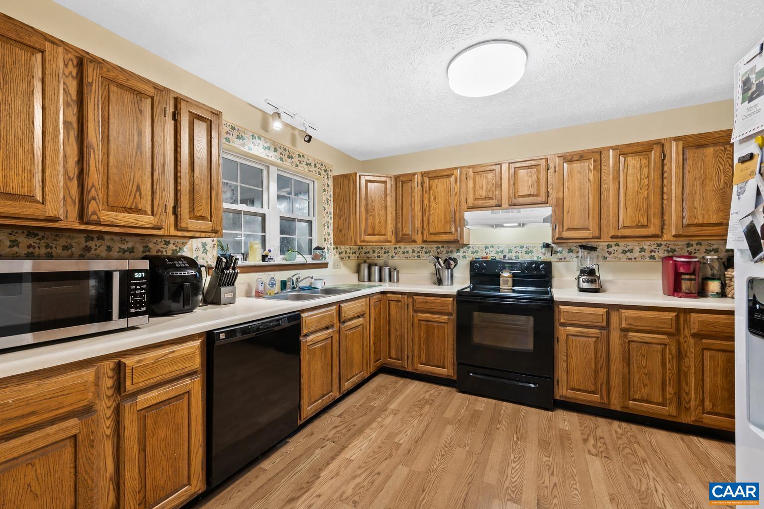 22 TANGLEWOOD RD, PALMYRA, Virginia 22963, 3 Bedrooms Bedrooms, ,2 BathroomsBathrooms,Residential,22 TANGLEWOOD RD,680714 MLS # 680714 22 TANGLEWOOD RD, PALMYRA, Virginia 22963, 3 Bedrooms Bedrooms, ,2 BathroomsBathrooms,Residential,22 TANGLEWOOD RD,680714 MLS # 680714