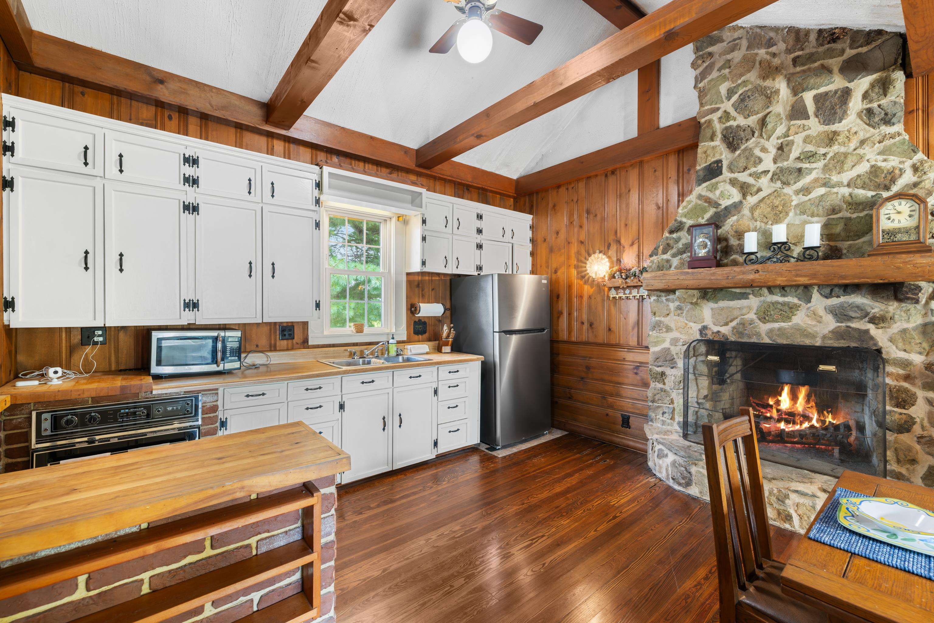 223 COLD SPRING RD, STUARTS DRAFT, Virginia 24477, 2 Bedrooms Bedrooms, ,1 BathroomBathrooms,Residential,Treasure Island,223 COLD SPRING RD,680715 MLS # 680715