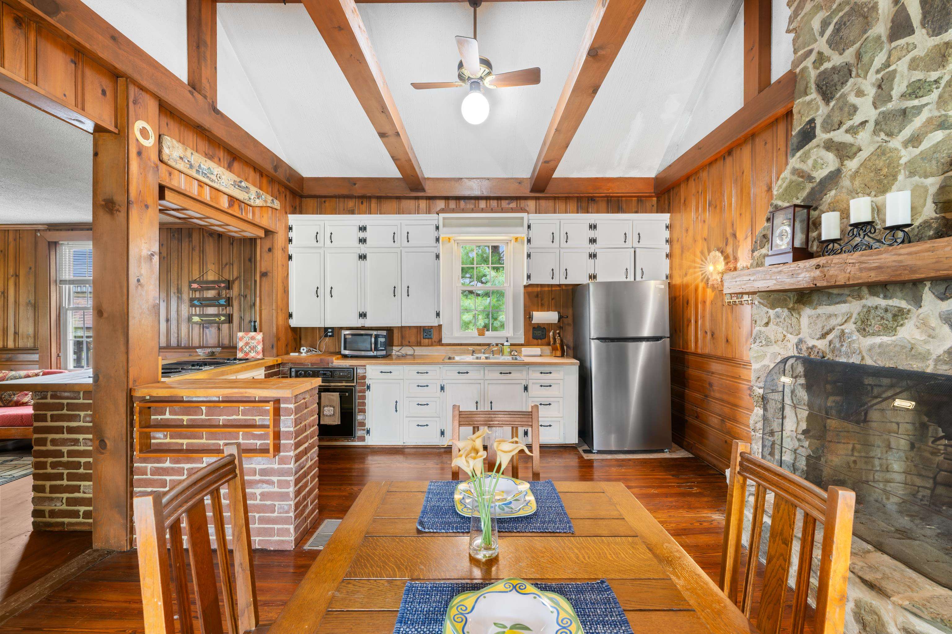 223 COLD SPRING RD, STUARTS DRAFT, Virginia 24477, 2 Bedrooms Bedrooms, ,1 BathroomBathrooms,Residential,Treasure Island,223 COLD SPRING RD,680715 MLS # 680715