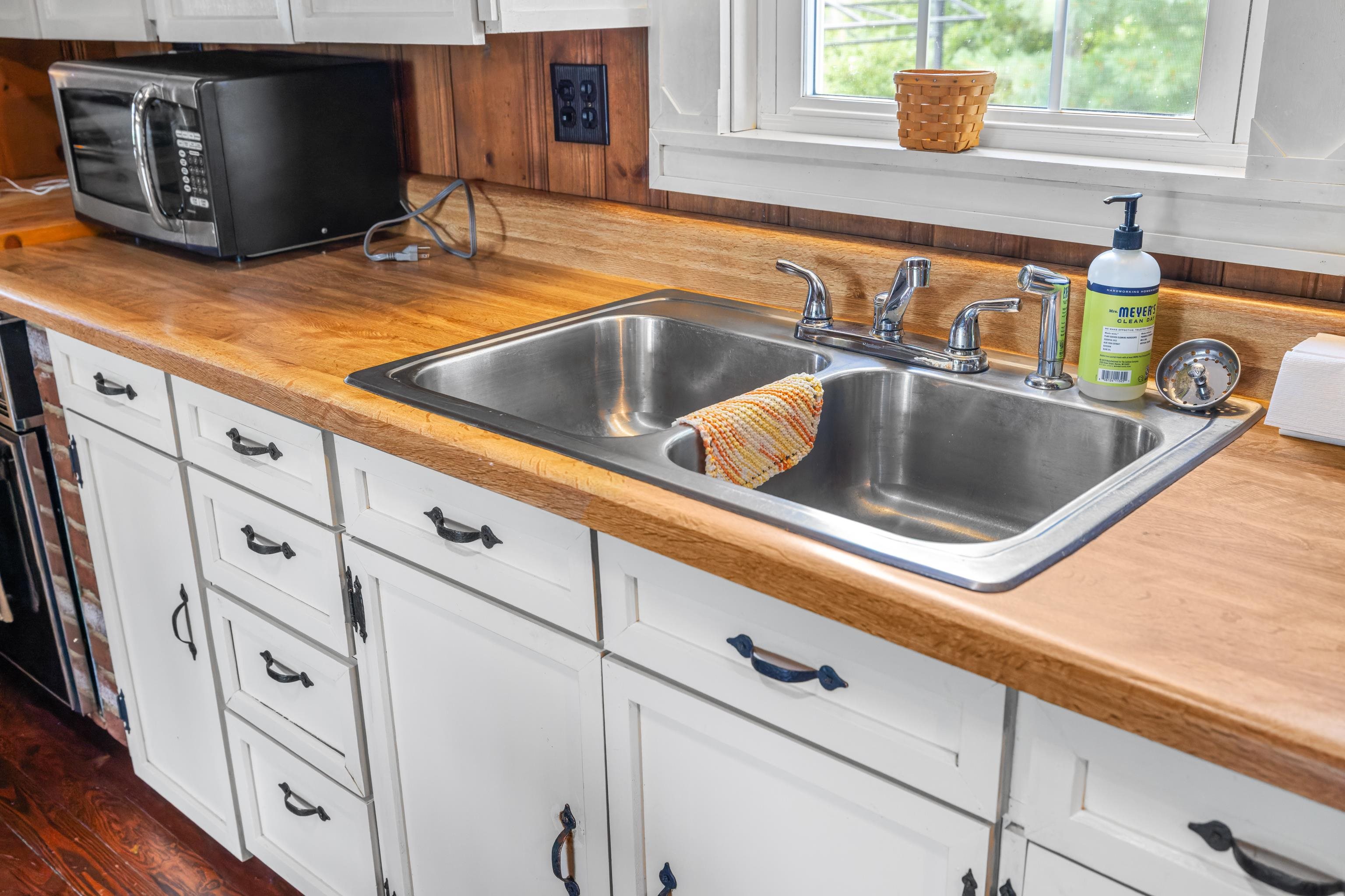 223 COLD SPRING RD, STUARTS DRAFT, Virginia 24477, 2 Bedrooms Bedrooms, ,1 BathroomBathrooms,Residential,Treasure Island,223 COLD SPRING RD,680715 MLS # 680715