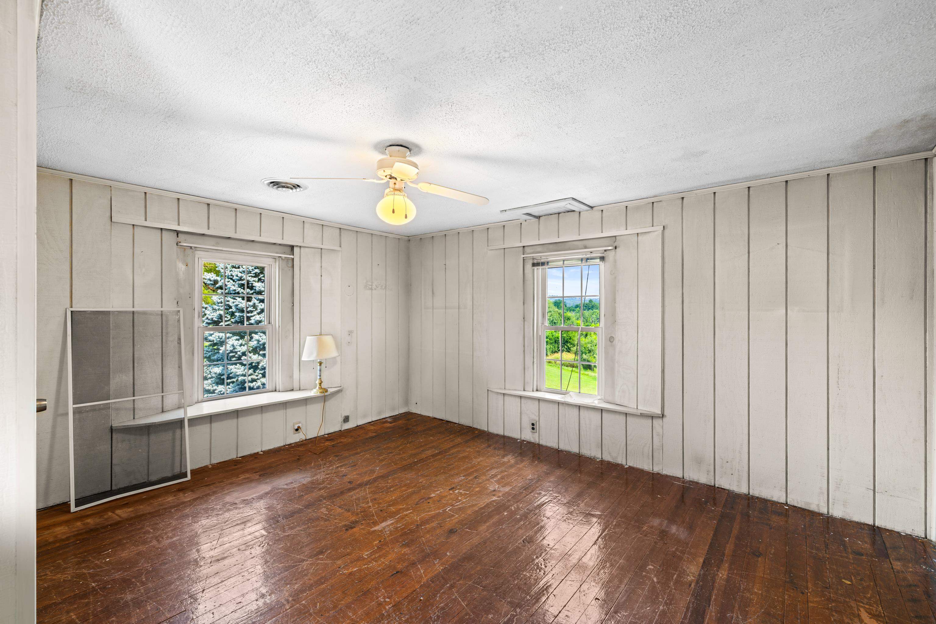 223 COLD SPRING RD, STUARTS DRAFT, Virginia 24477, 2 Bedrooms Bedrooms, ,1 BathroomBathrooms,Residential,Treasure Island,223 COLD SPRING RD,680715 MLS # 680715