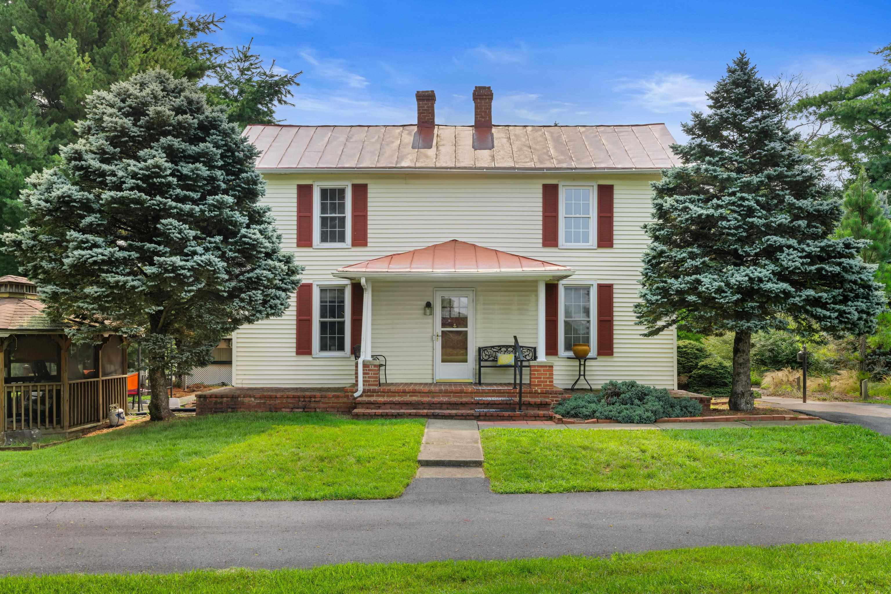 223 COLD SPRING RD, STUARTS DRAFT, Virginia 24477, 2 Bedrooms Bedrooms, ,1 BathroomBathrooms,Residential,Treasure Island,223 COLD SPRING RD,680715 MLS # 680715