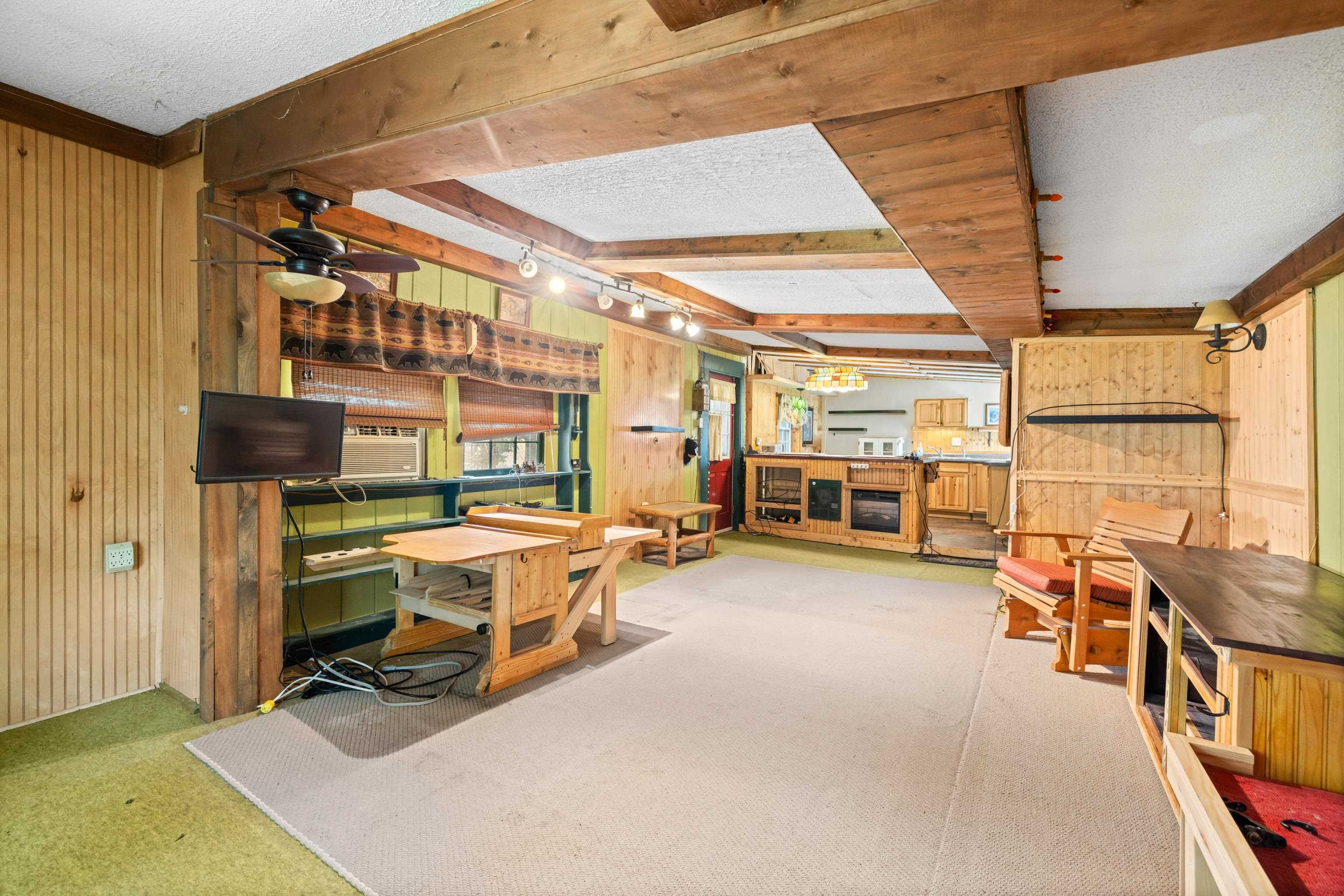 223 COLD SPRING RD, STUARTS DRAFT, Virginia 24477, 2 Bedrooms Bedrooms, ,1 BathroomBathrooms,Residential,Treasure Island,223 COLD SPRING RD,680715 MLS # 680715