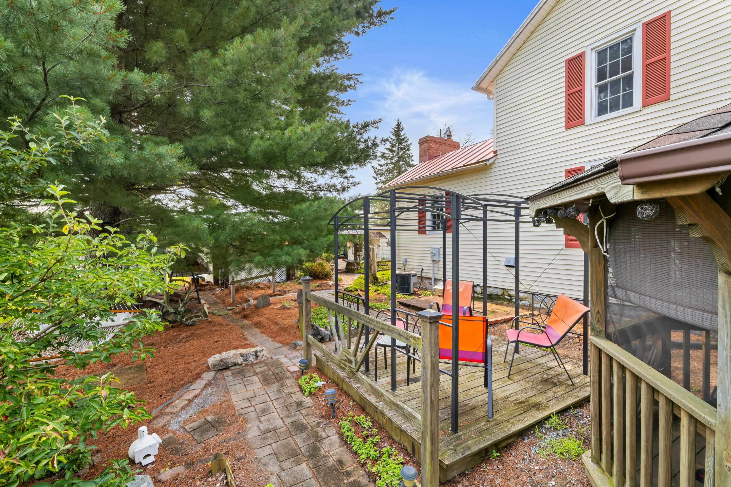 223 COLD SPRING RD, STUARTS DRAFT, Virginia 24477, 2 Bedrooms Bedrooms, ,1 BathroomBathrooms,Residential,Treasure Island,223 COLD SPRING RD,680715 MLS # 680715